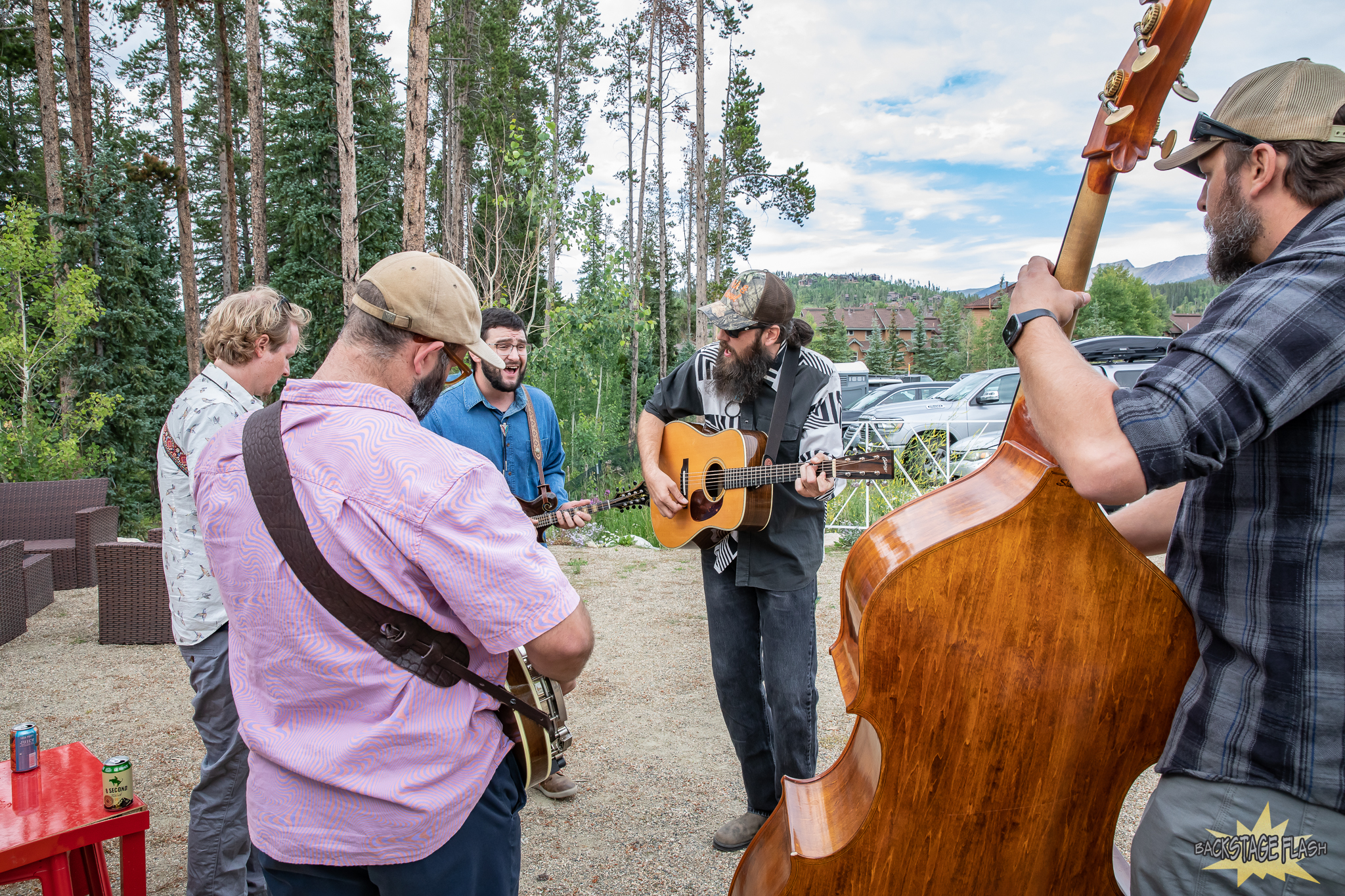 Pick & Howl warming up | SolShine concert