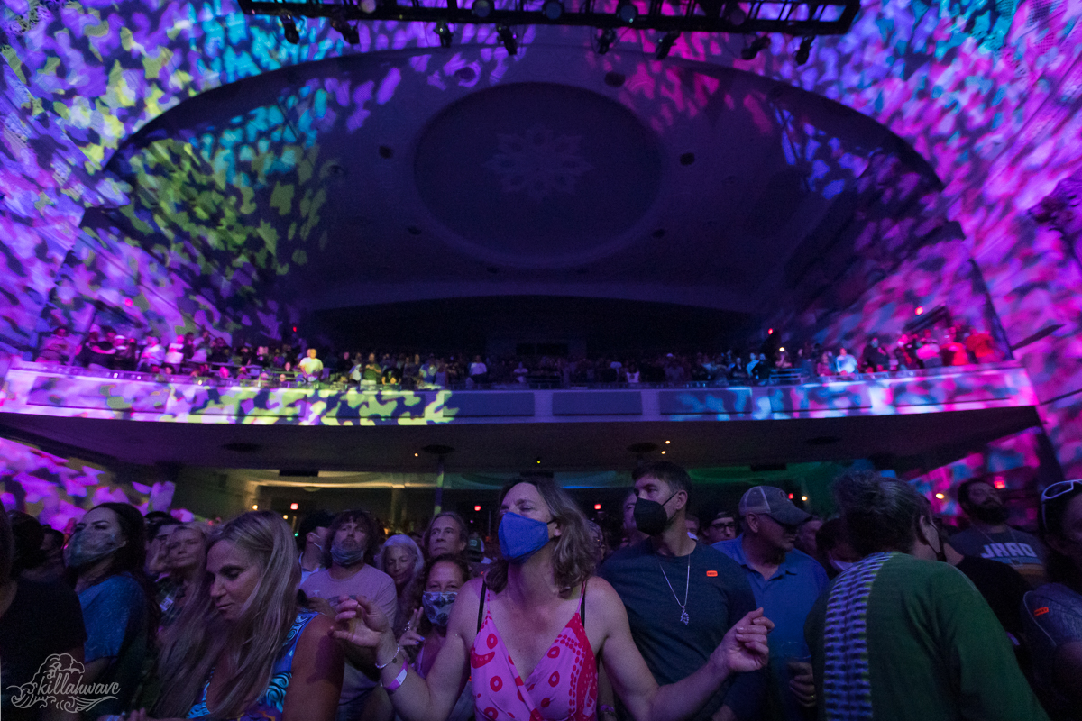 Fans Enjoying the Show | Wellmont Theater