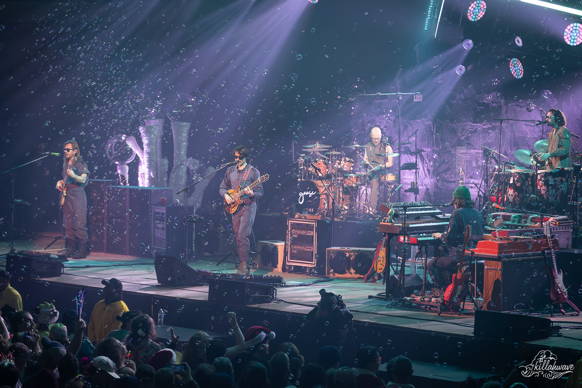 Blowing bubbles at Hampton Coliseum | Hampton, VA