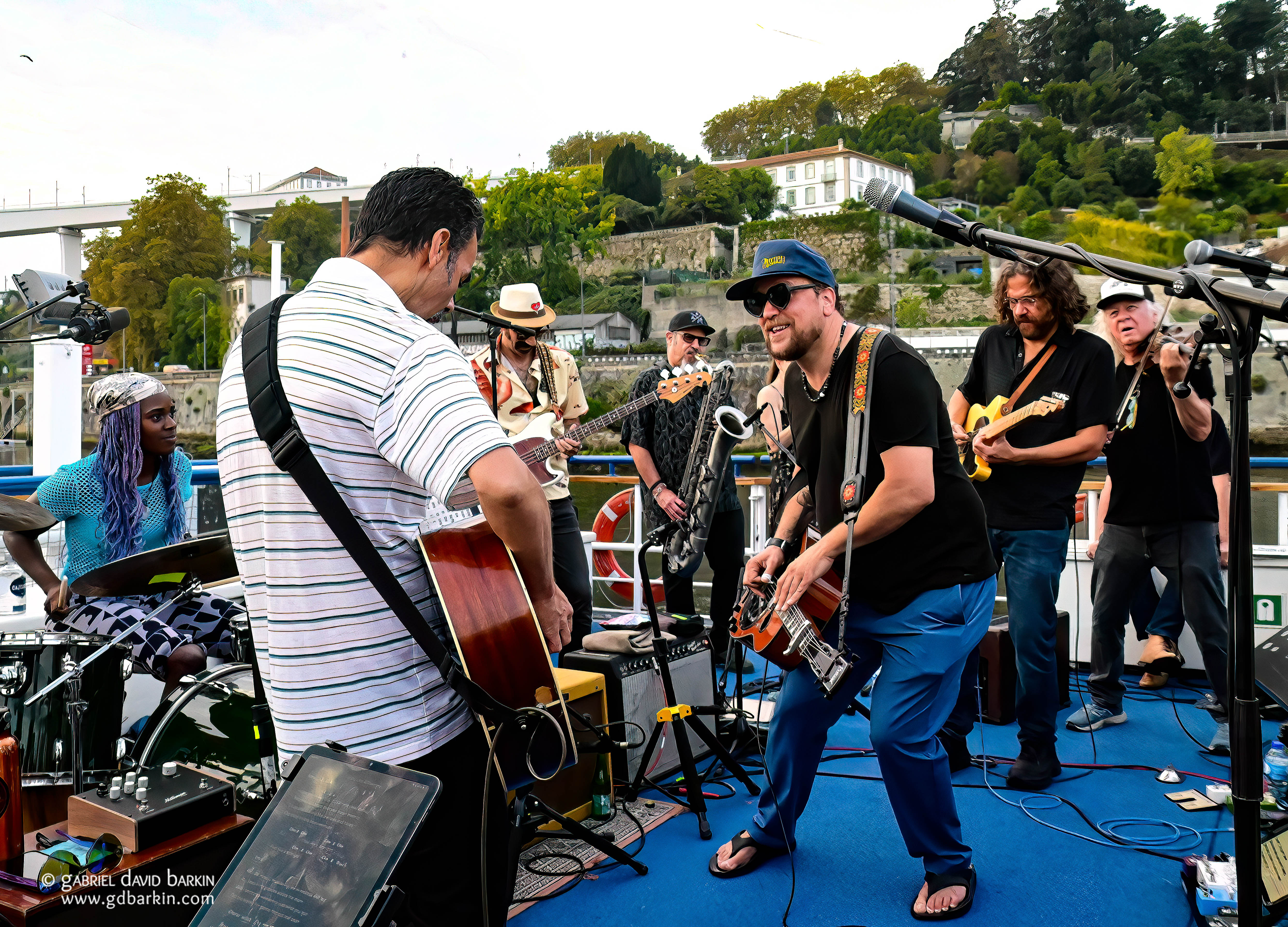 Ship of Fools on the Douro river