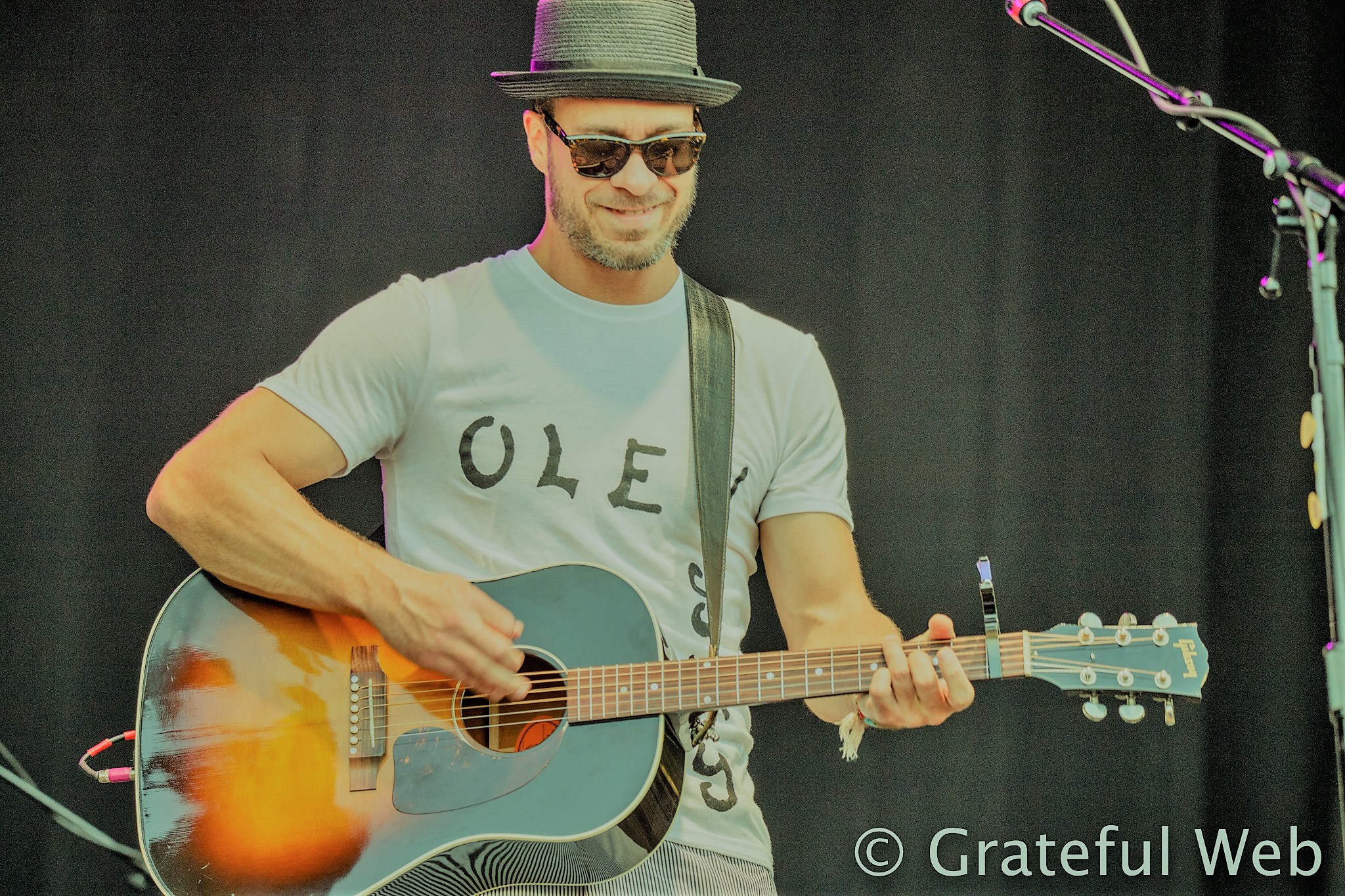 Amos Lee | Bourbon and Beyond Festival