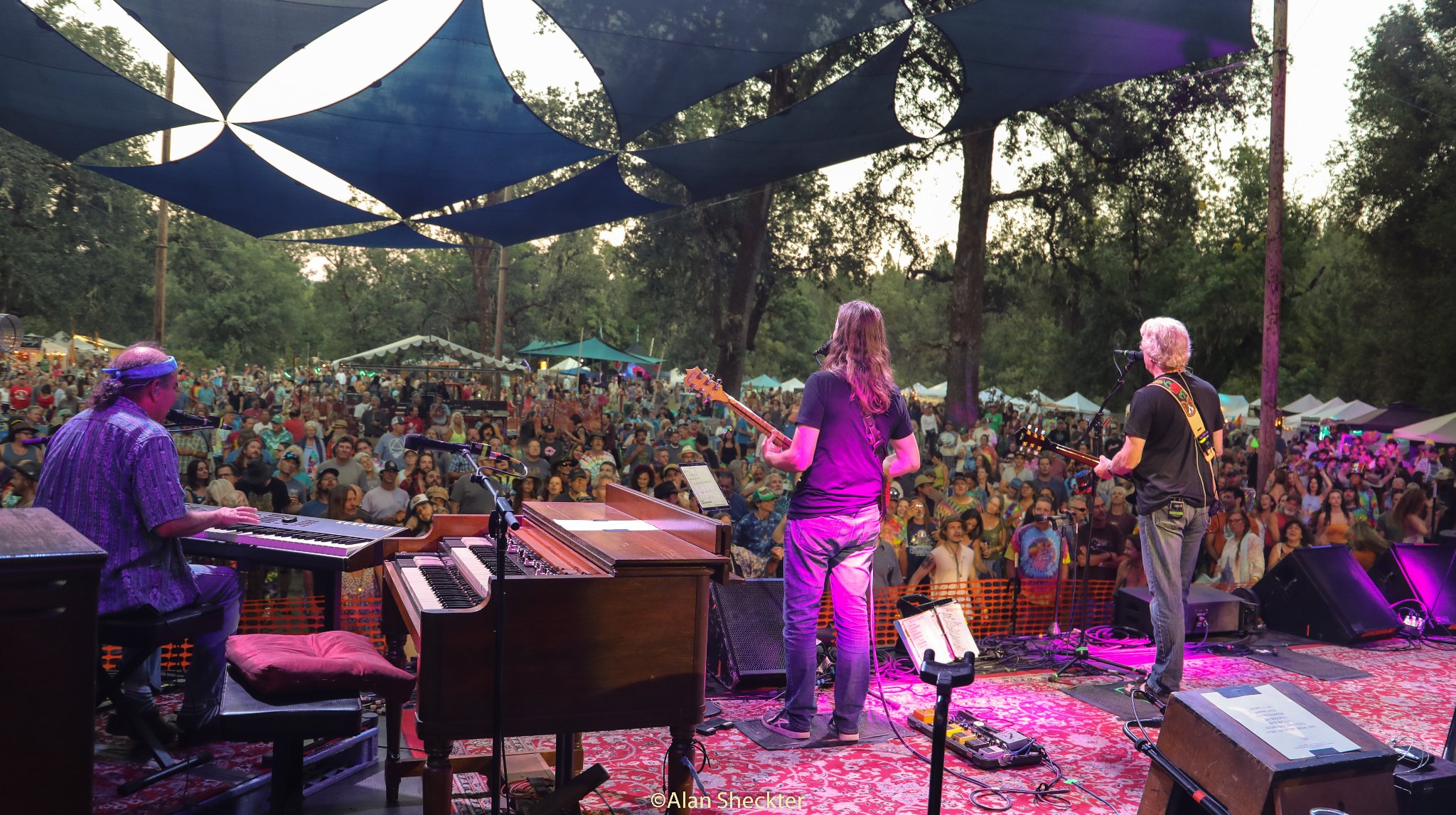 Dark Star Orchestra featuring Stu Allen, on Friday night