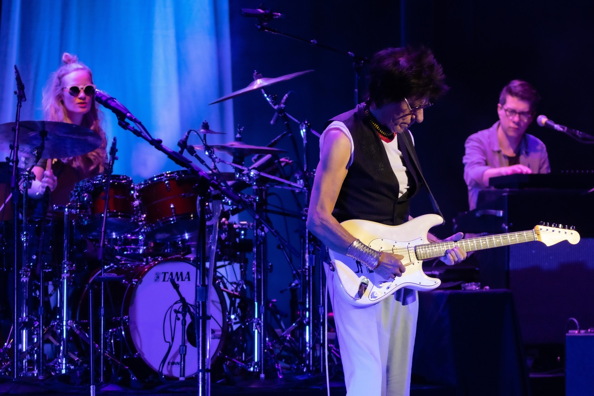 drummer Anika Nilles Jeff Beck, and keyboardist Robert Stevenson.