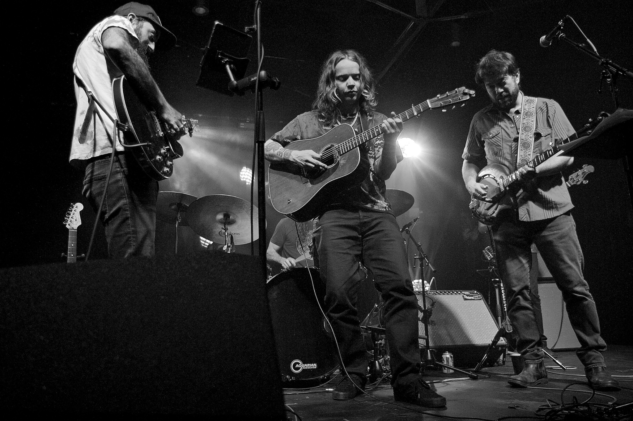 Electric Dead Grass with Billy Strings | Knew Conscious