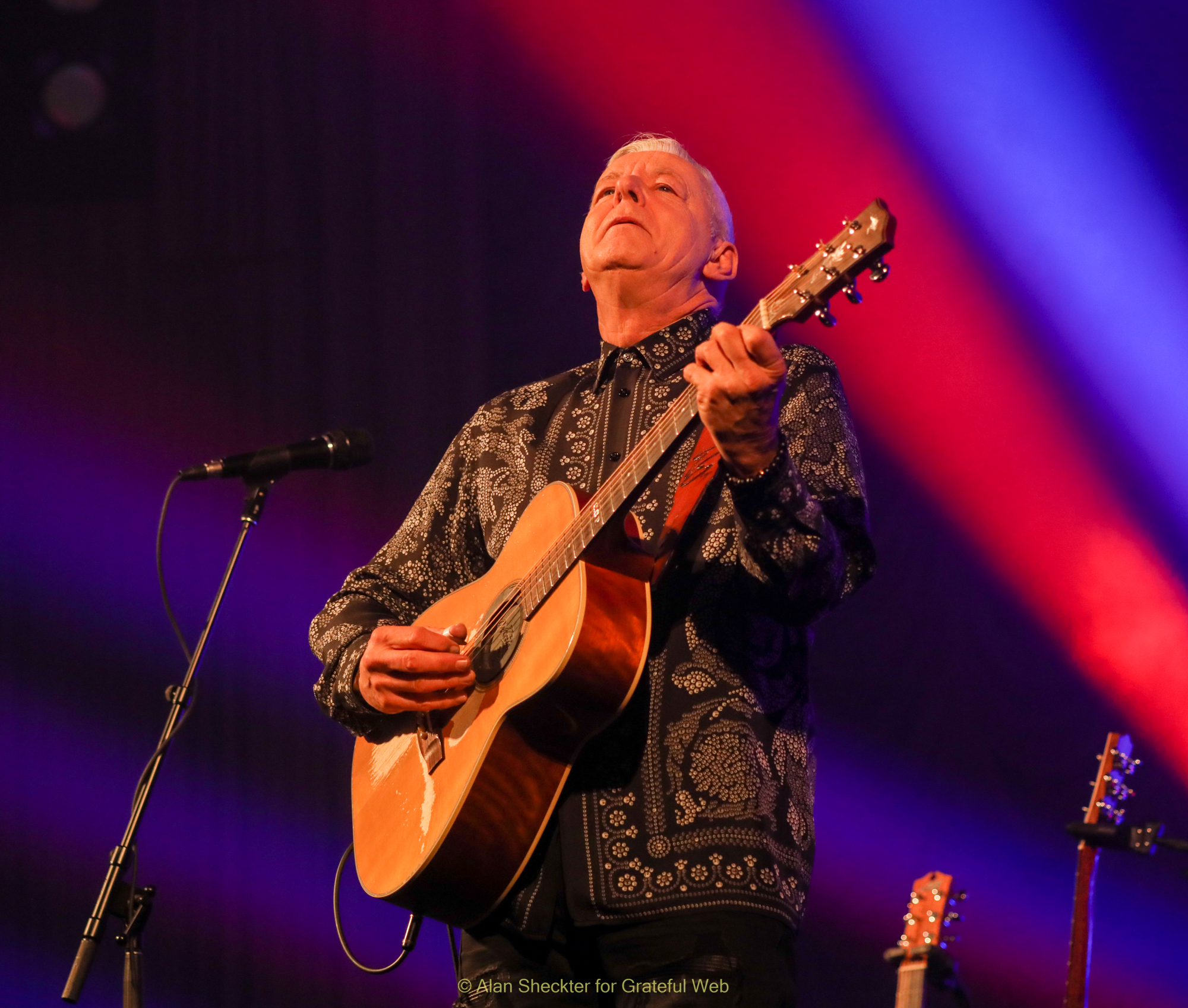 Tommy Emmanuel | Sacramento, CA