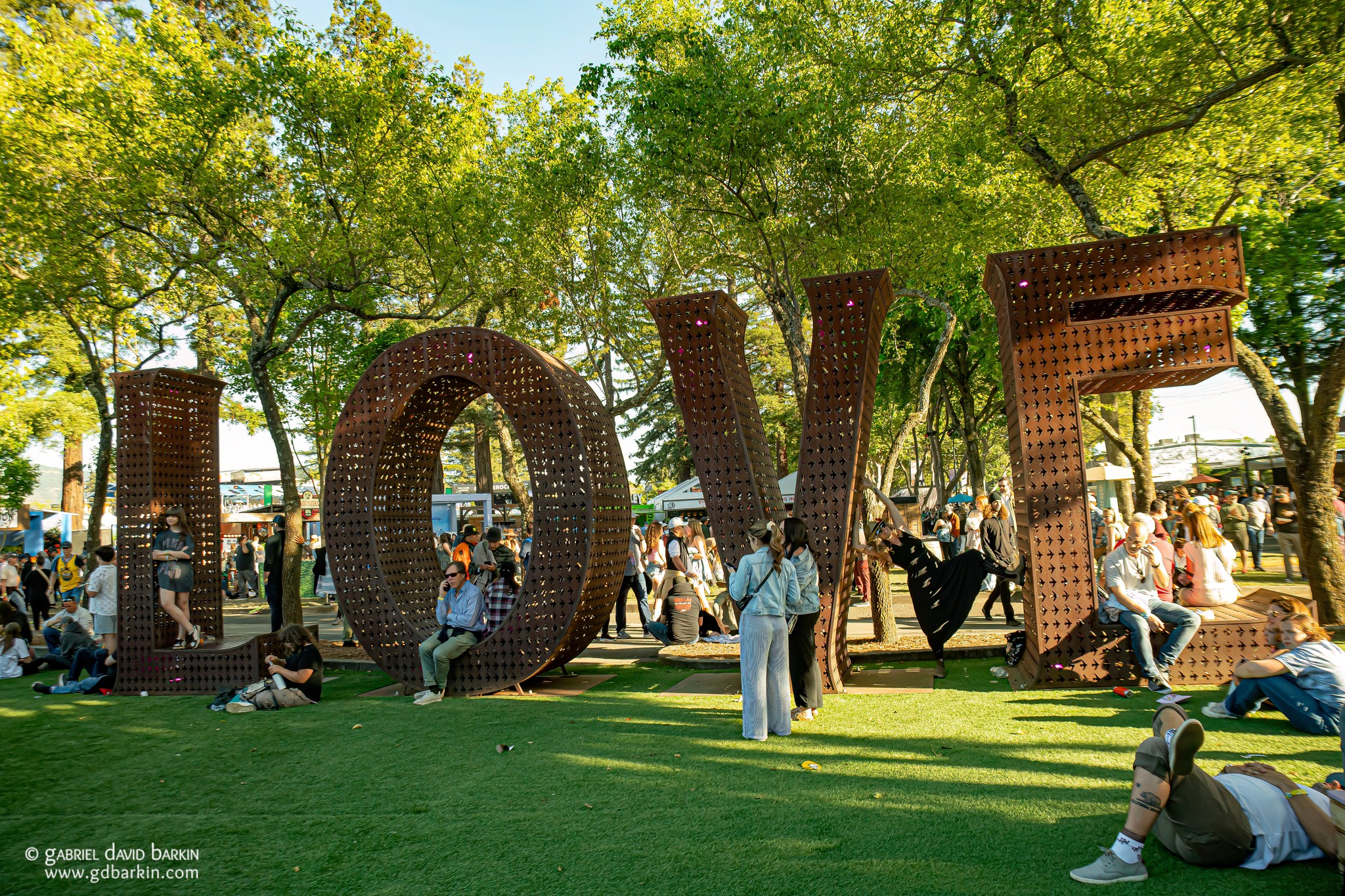 Laura Kimpton’s selfie-magnet LOVE sculpture