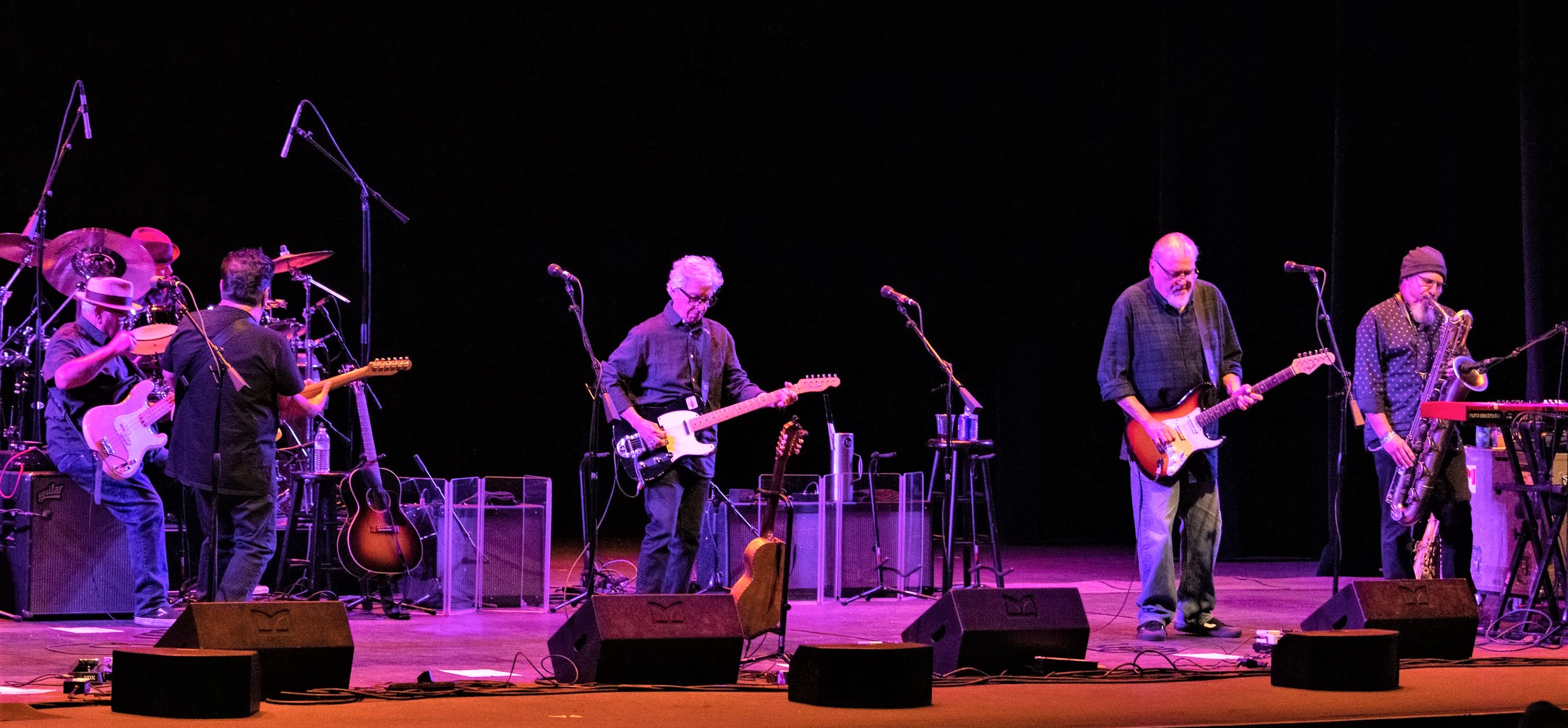 Los Lobos | Santa Barbara, CA