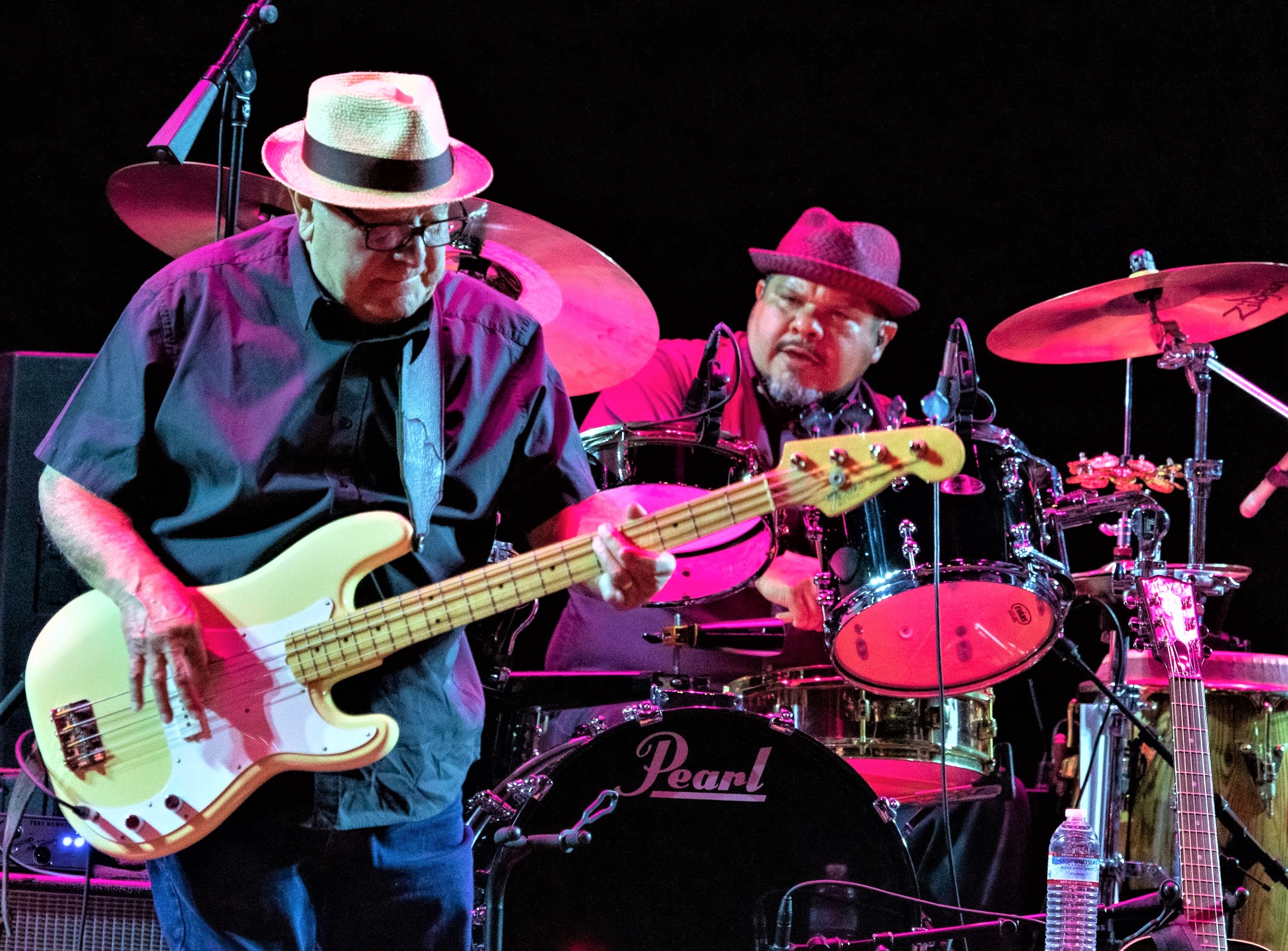 Los Lobos | Lobero Theatre - photos by Paul Mann