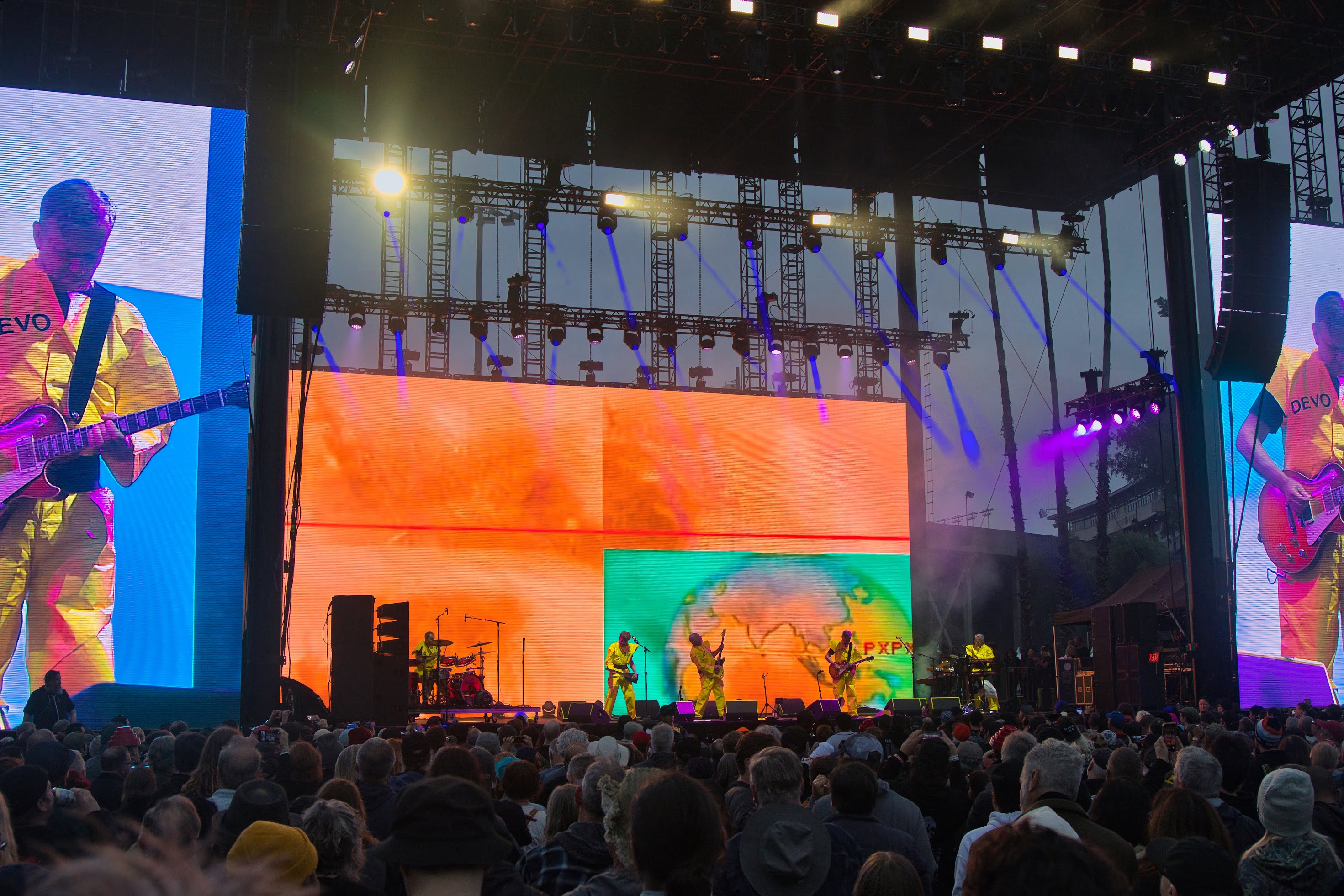 Devo | Cruel World Festival