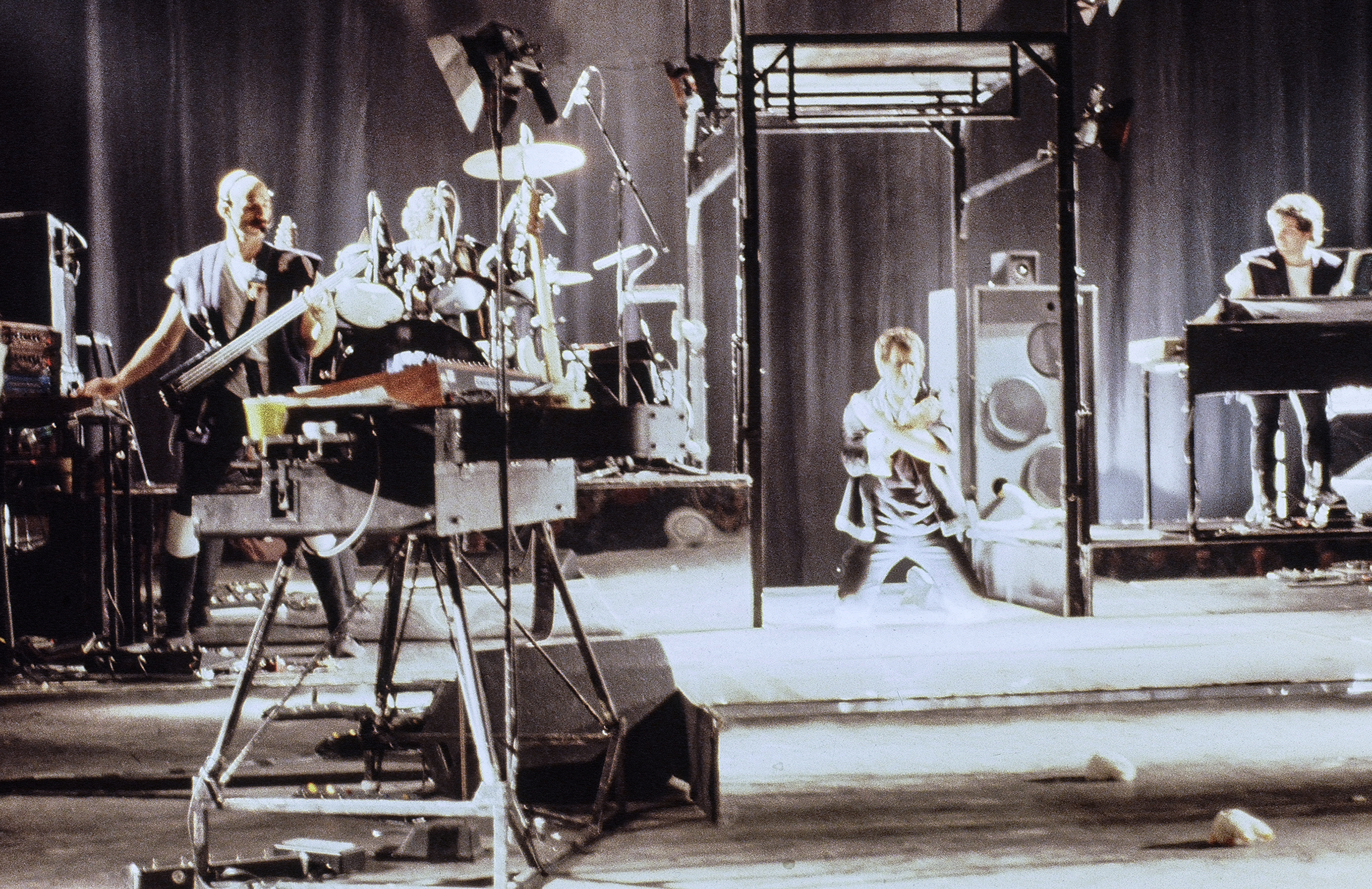 "Lay Your Hands on Me" | The Peter Gabriel Band | Bloomington IN, 1982 | Photo: Sam A. Marshall