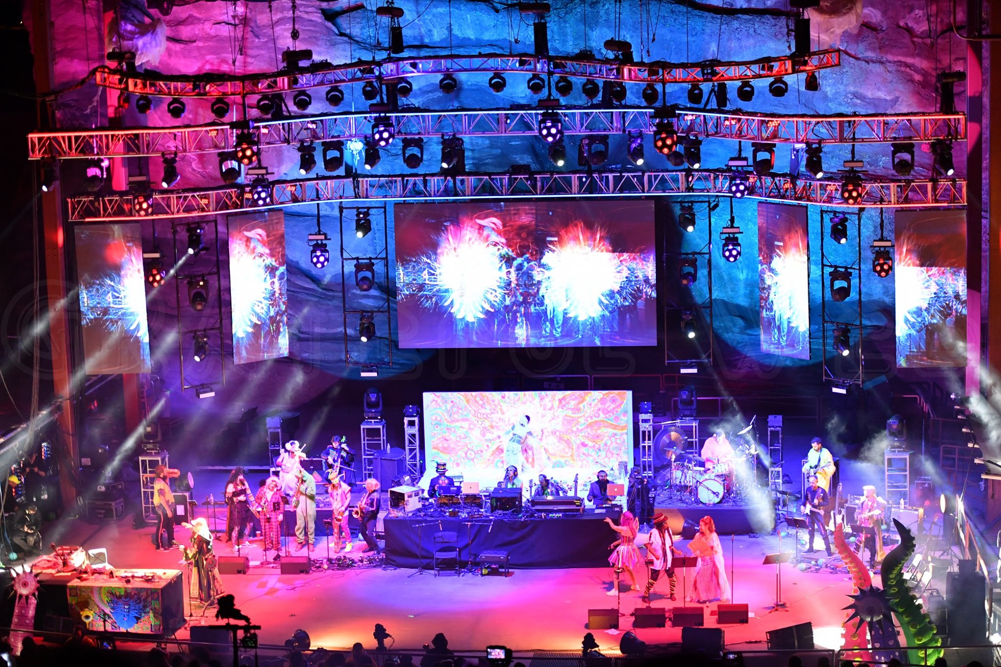 Shpongle (Simon Posford) | Red Rocks - photo by Phil Emma