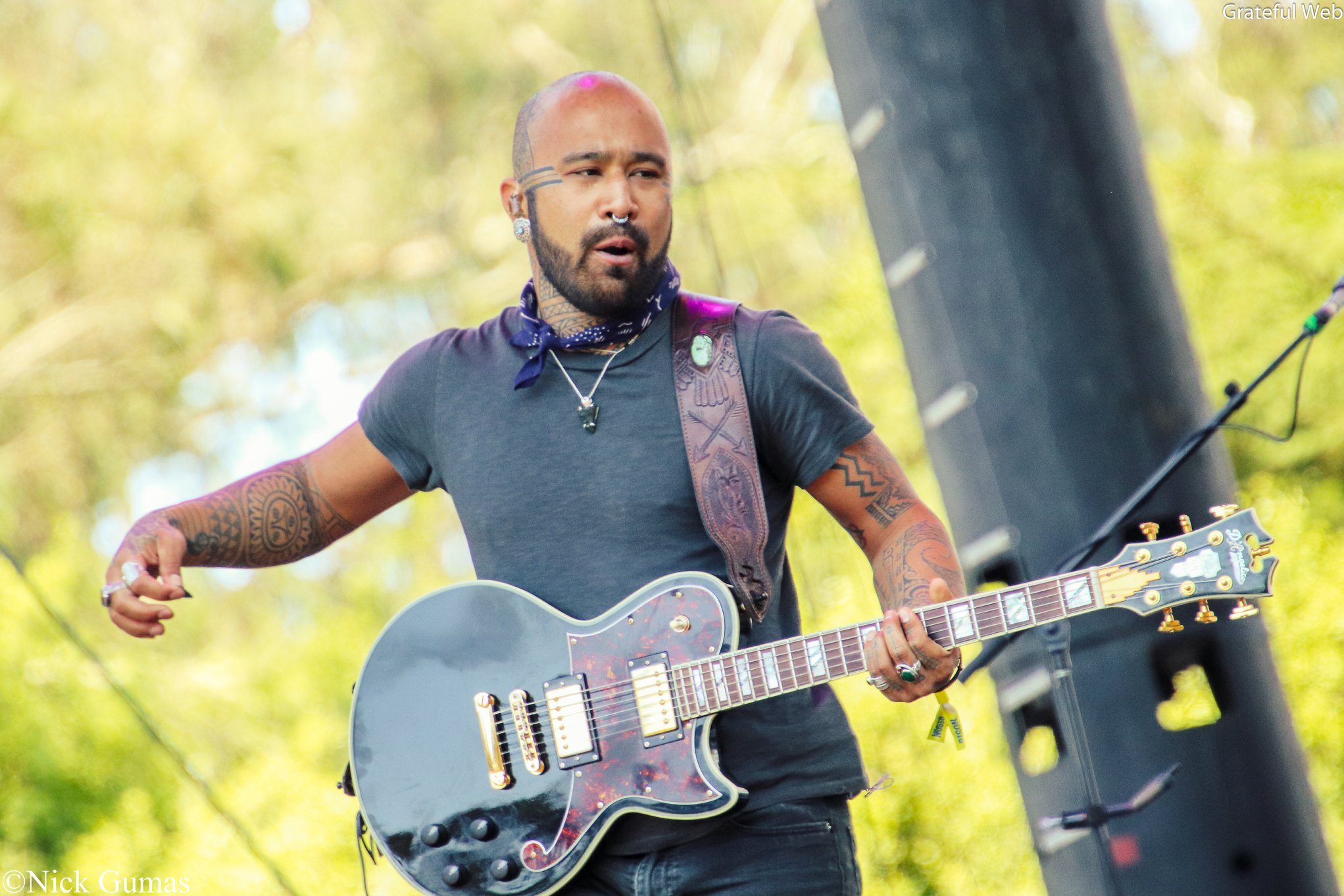 Nahko and Medicine for the People