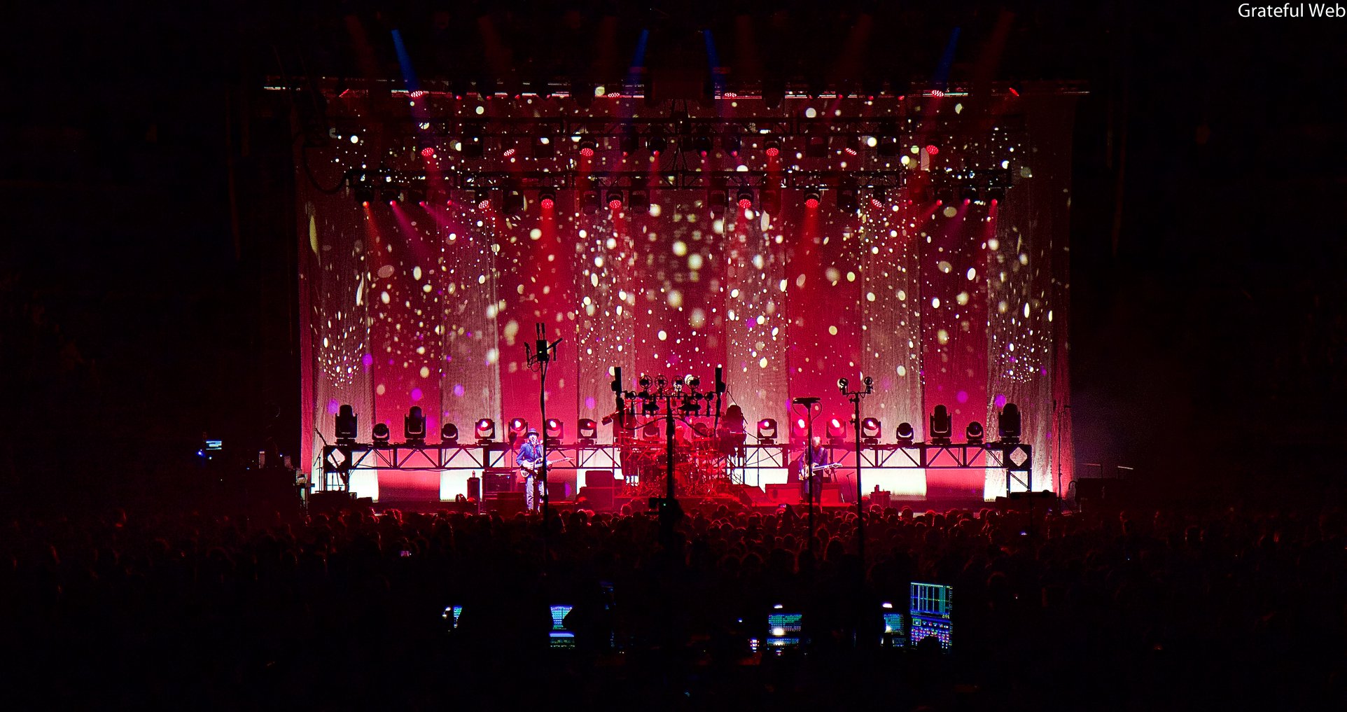 Oysterhaad | 1st Bank Center