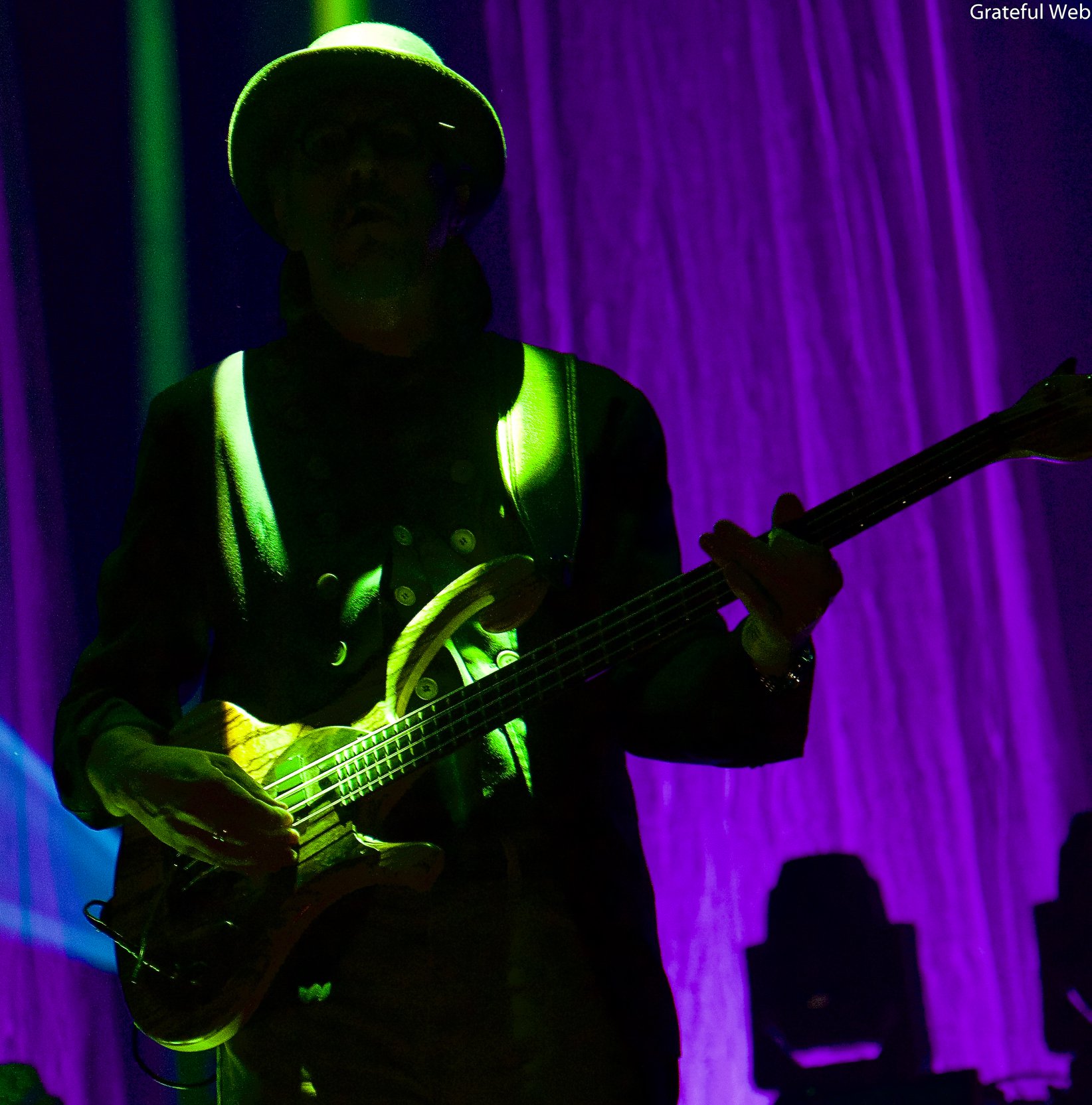 Les Claypool | Oysterhead