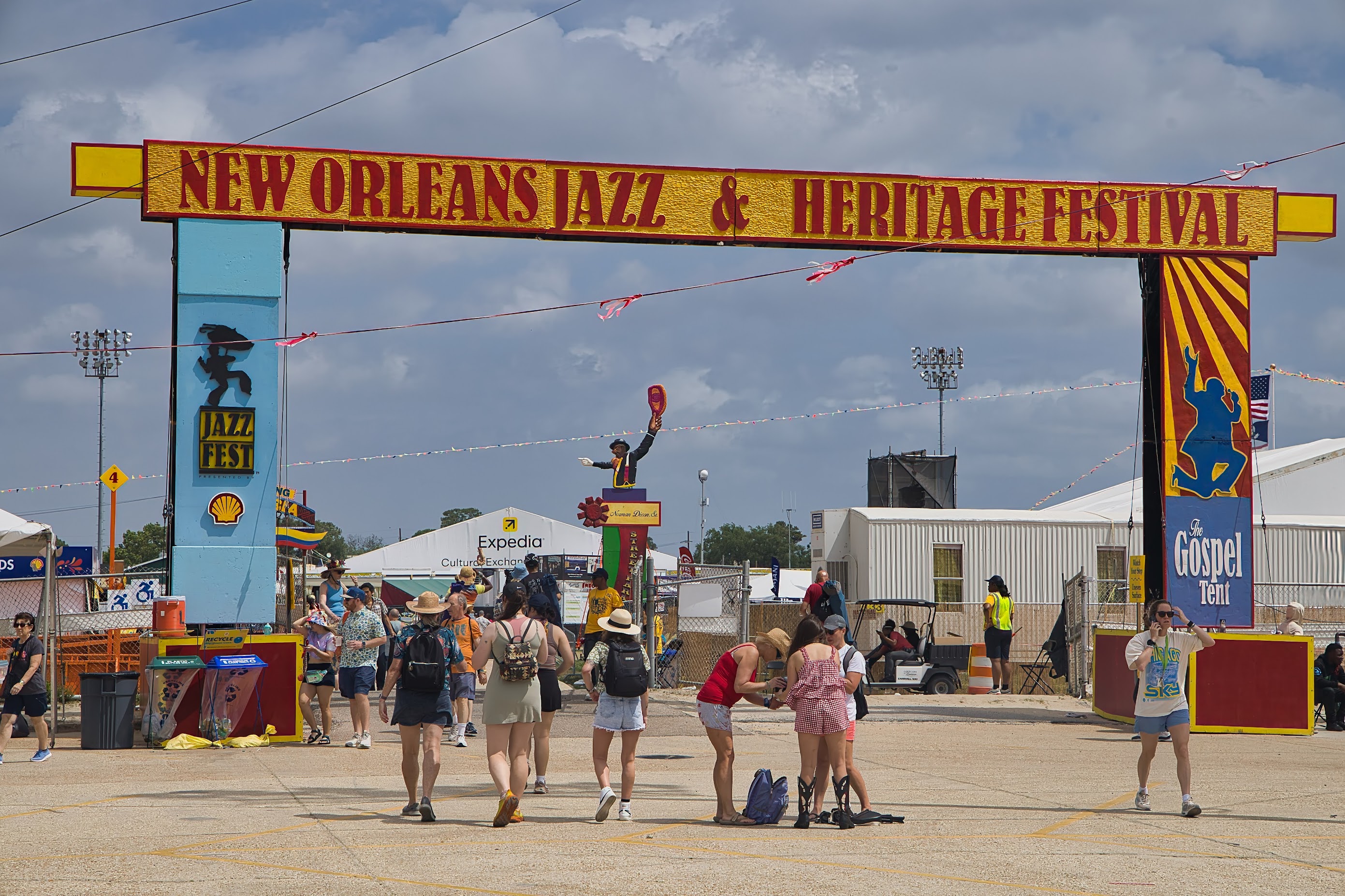 Welcome to 2024 New Orleans Jazz & Heritage Festival