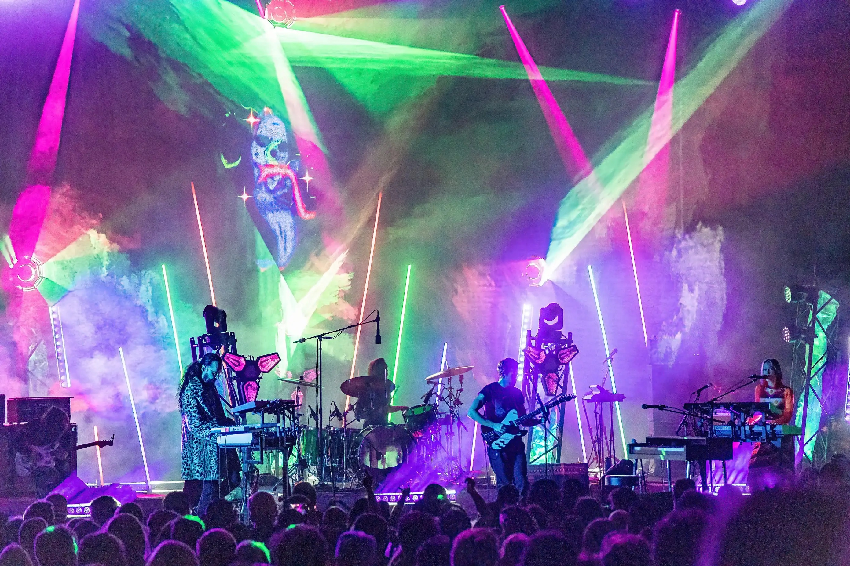 M83 | Vina Robles Amphitheatre