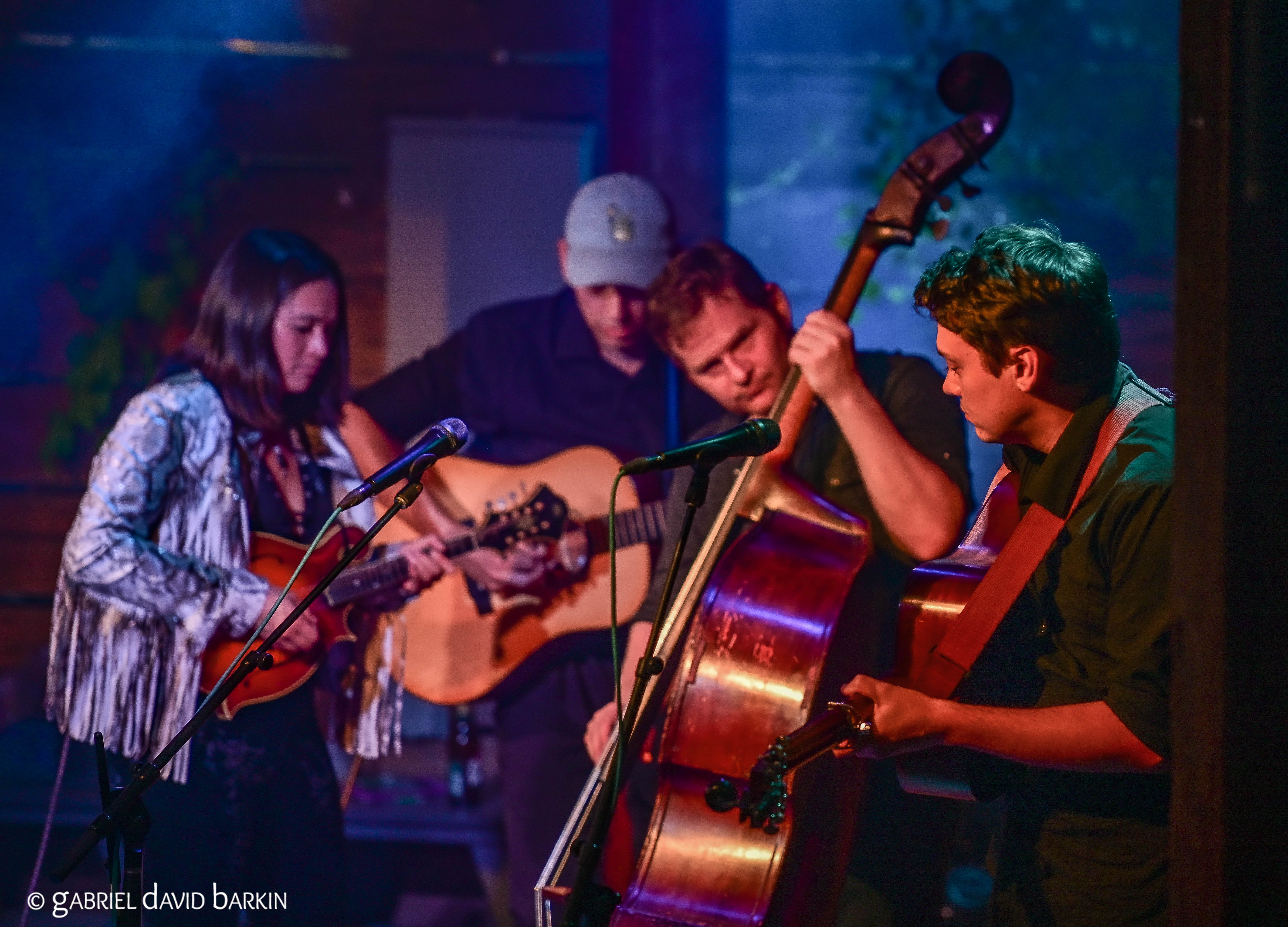 AJ Lee and Blue Summit | photos by Gabriel Barkin