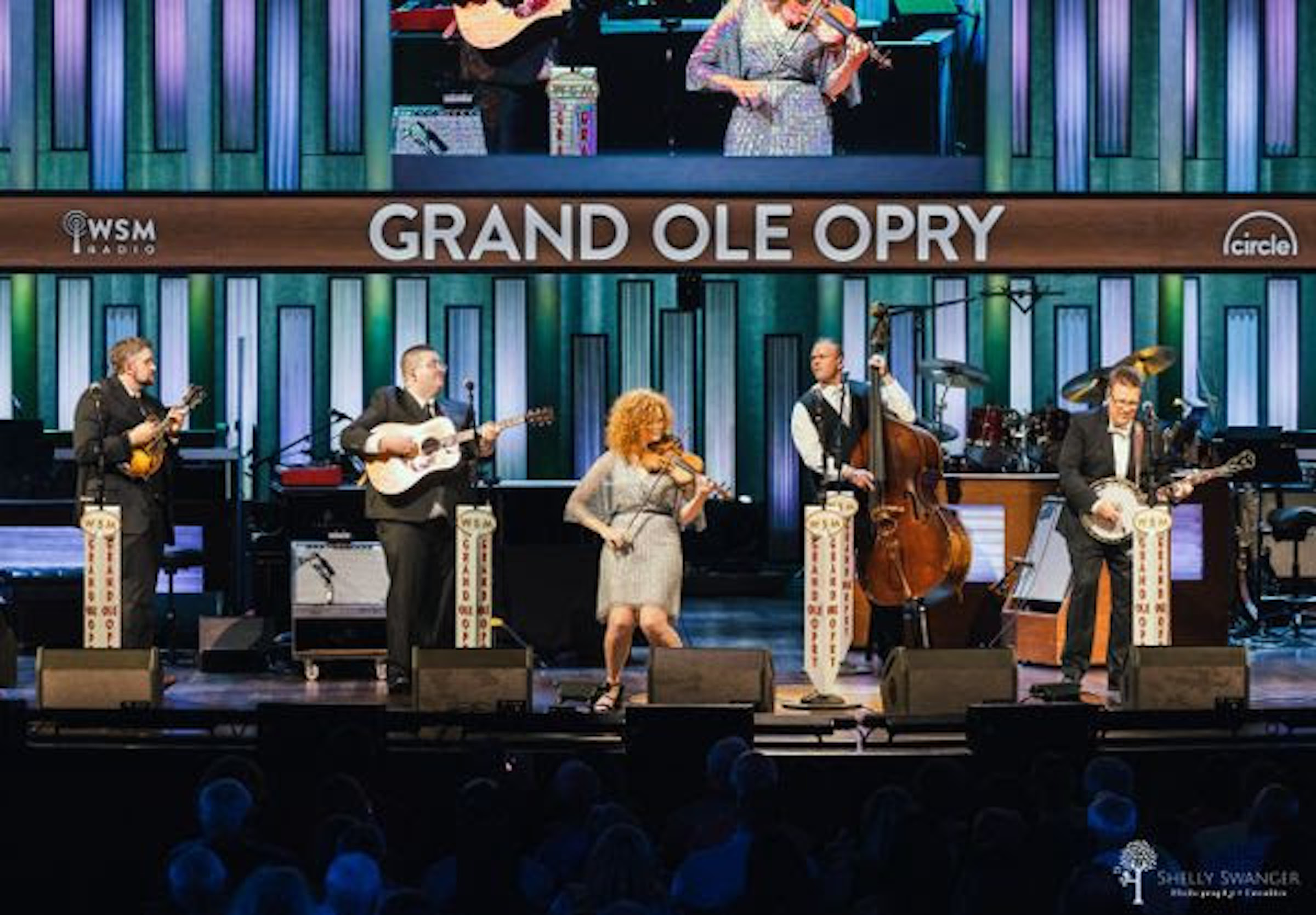 Pictured (L-R): Wesley Lee, Jake Eddy, Becky Buller, Daniel Hardin, Ned Luberecki | Photo: Shelly Swanger