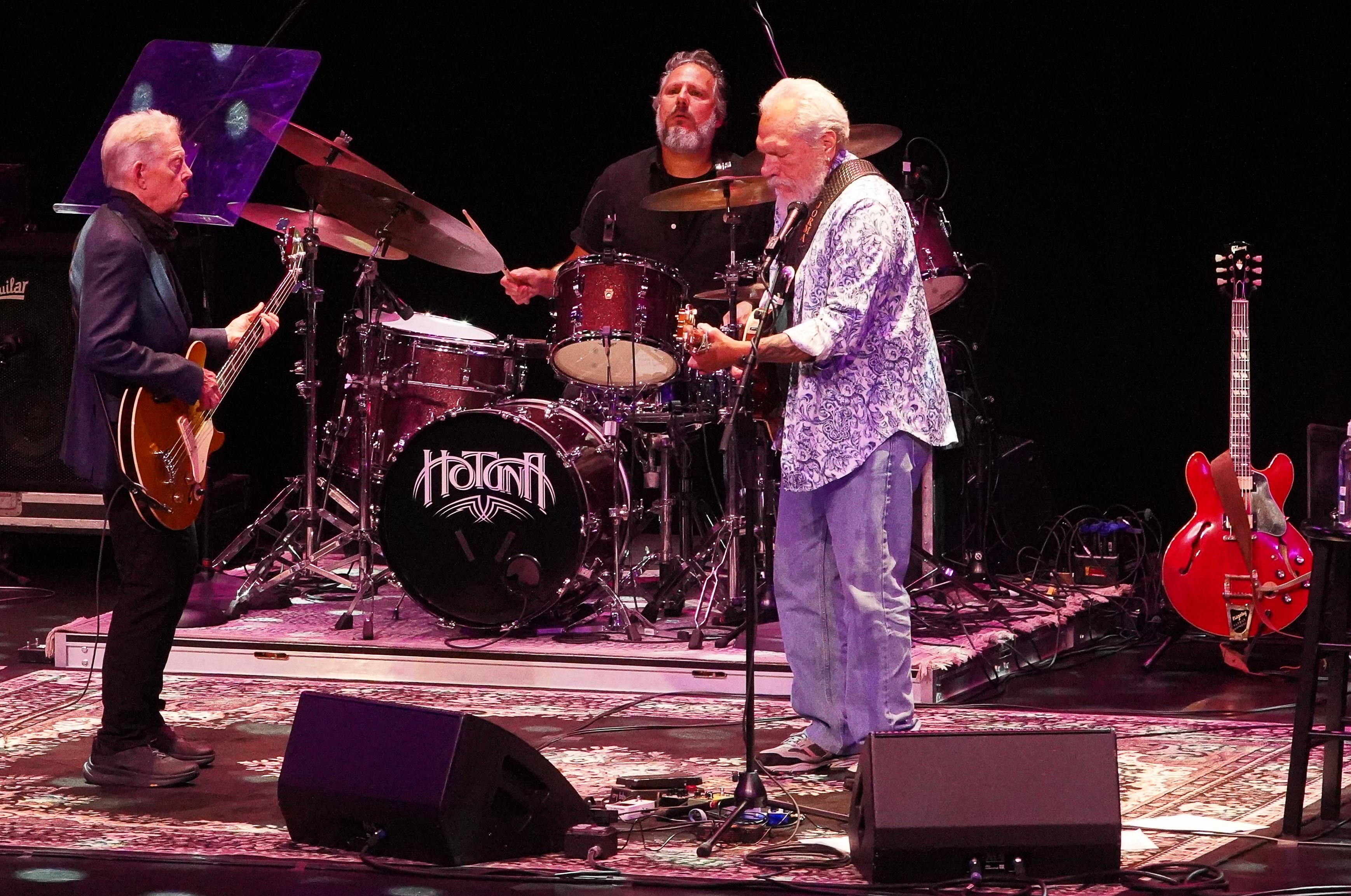 Hot Tuna | Fort Lauderdale, FL