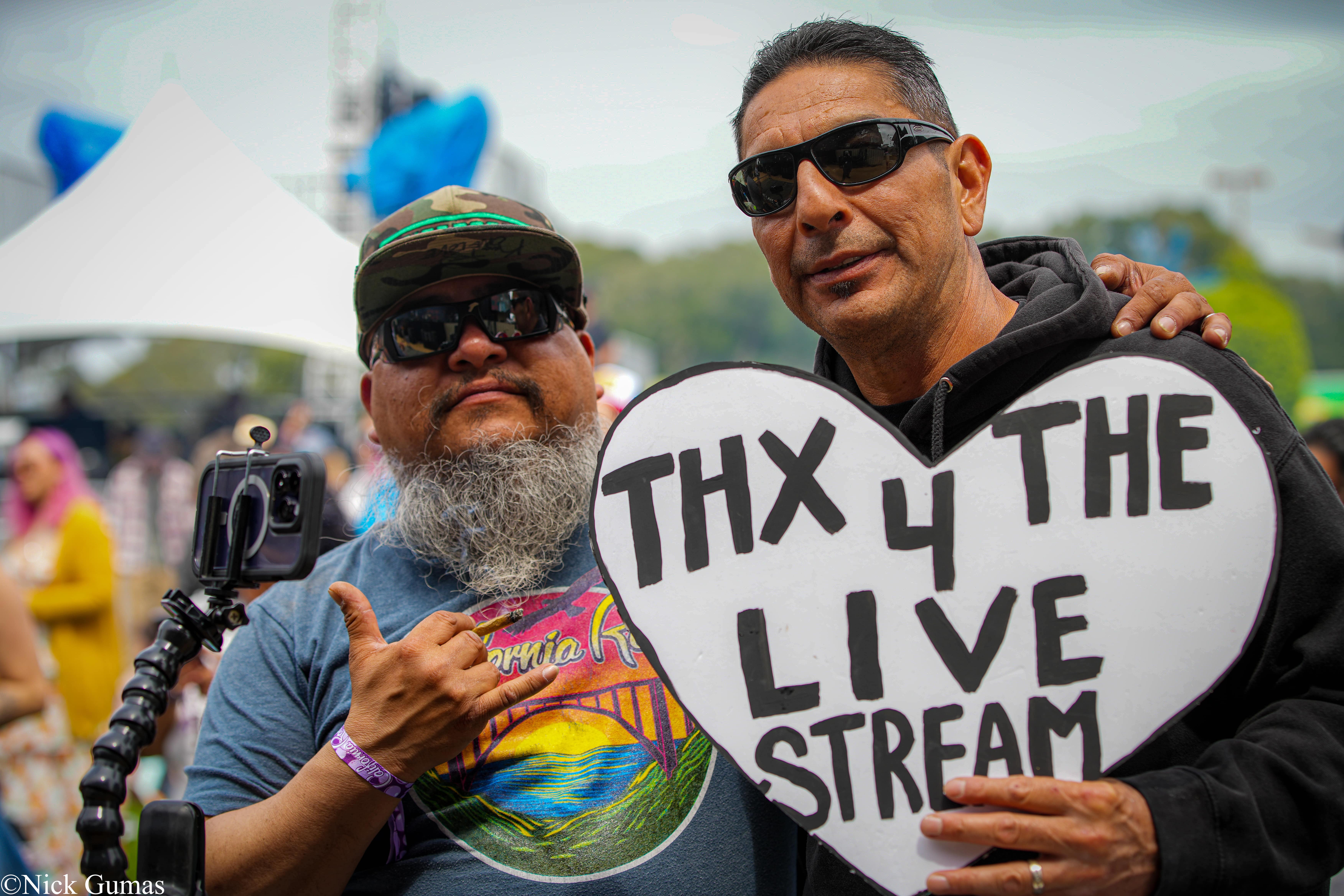 Fans Embrace the Livestream | California Roots | Monterey, Ca