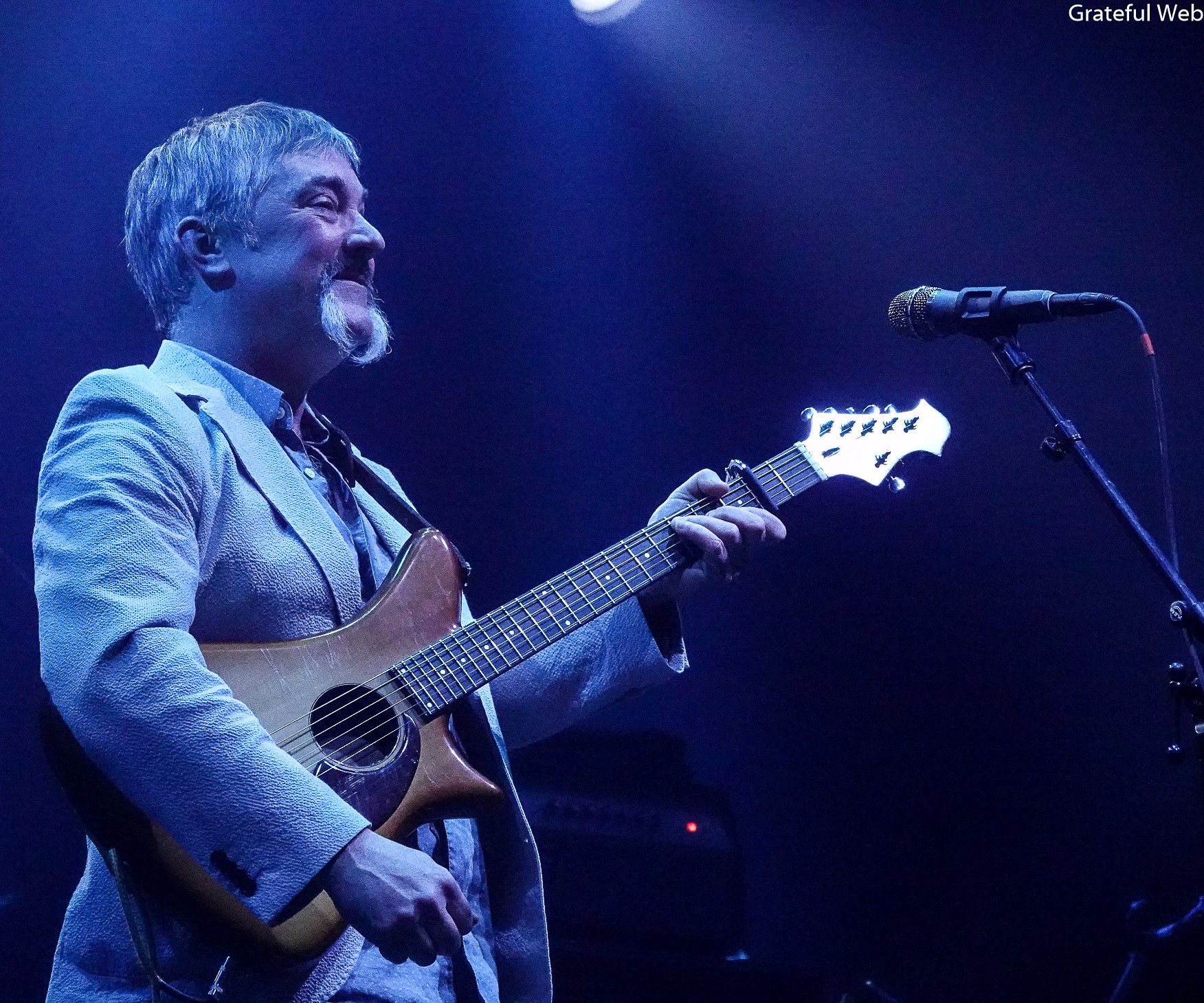 Larry Keel | Capitol Theatre