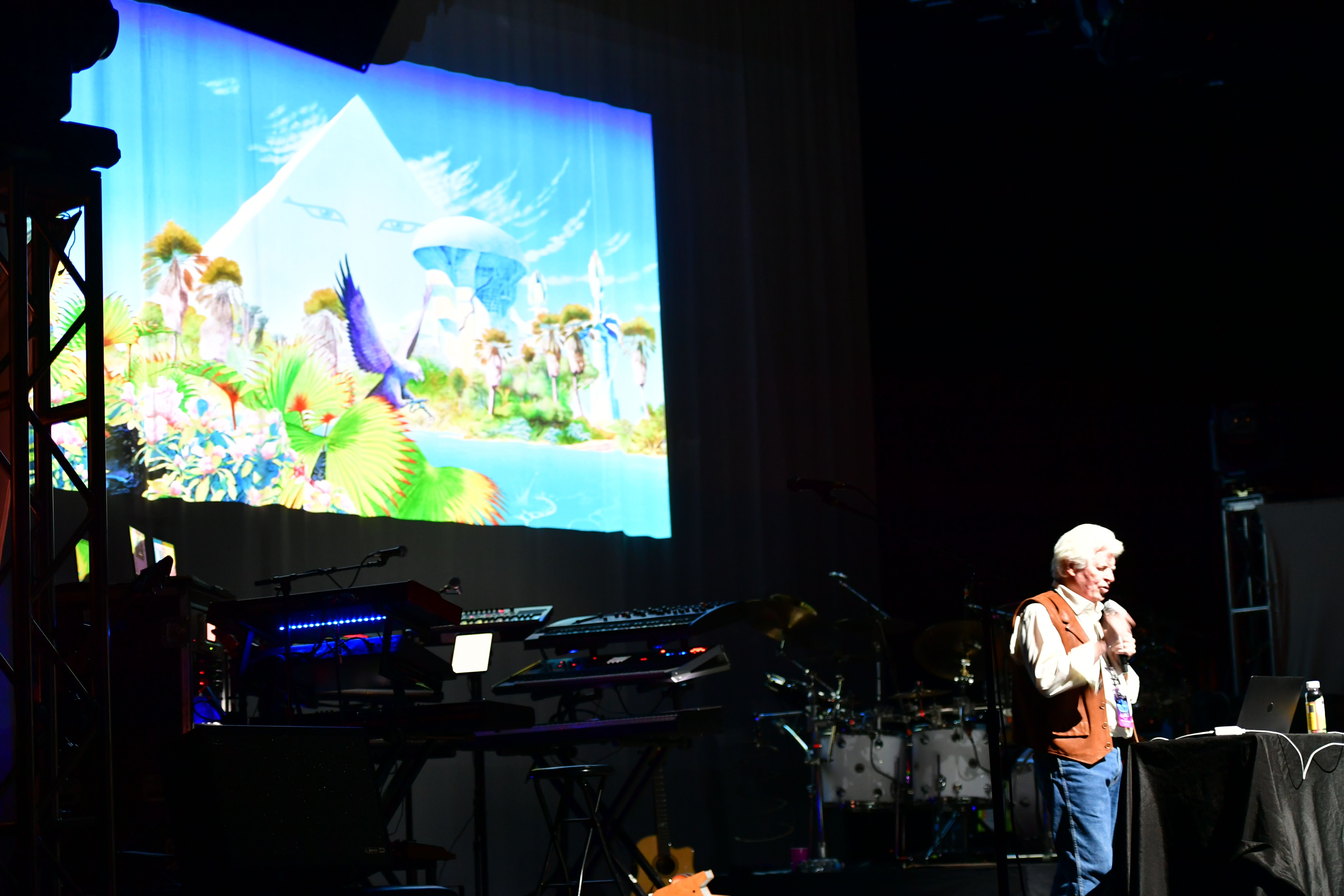 Roger Dean | Denver, CO