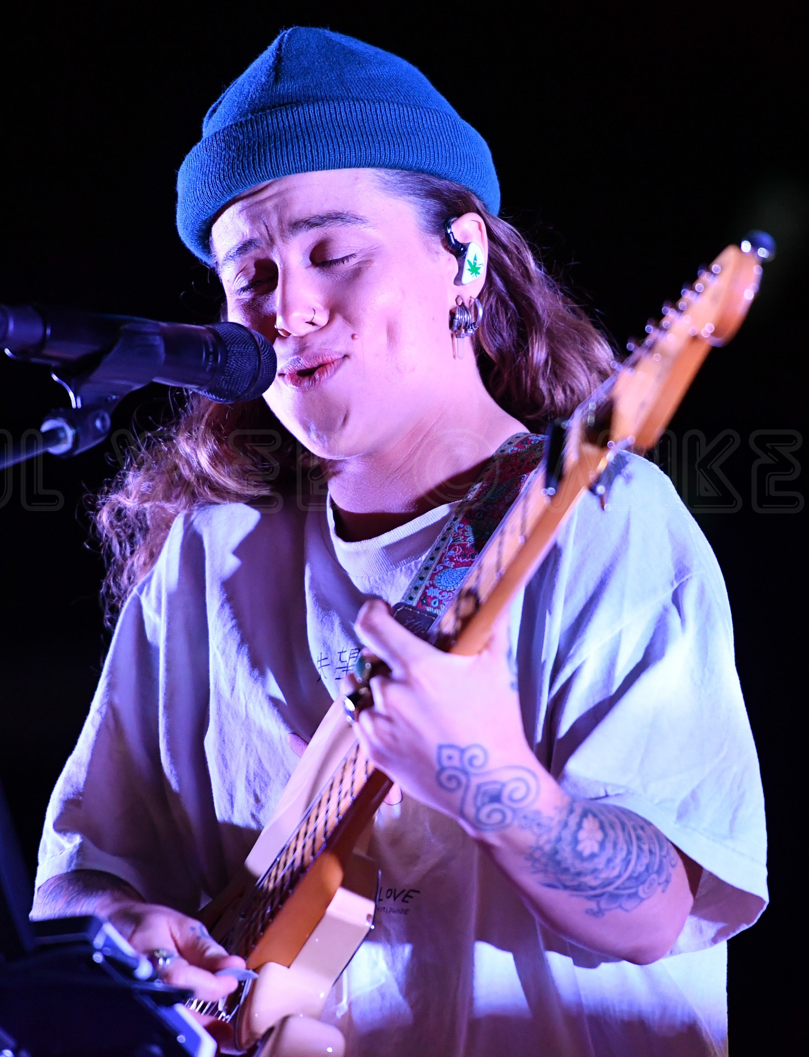 Tash Sultana Shreds a Live Version of Jungle