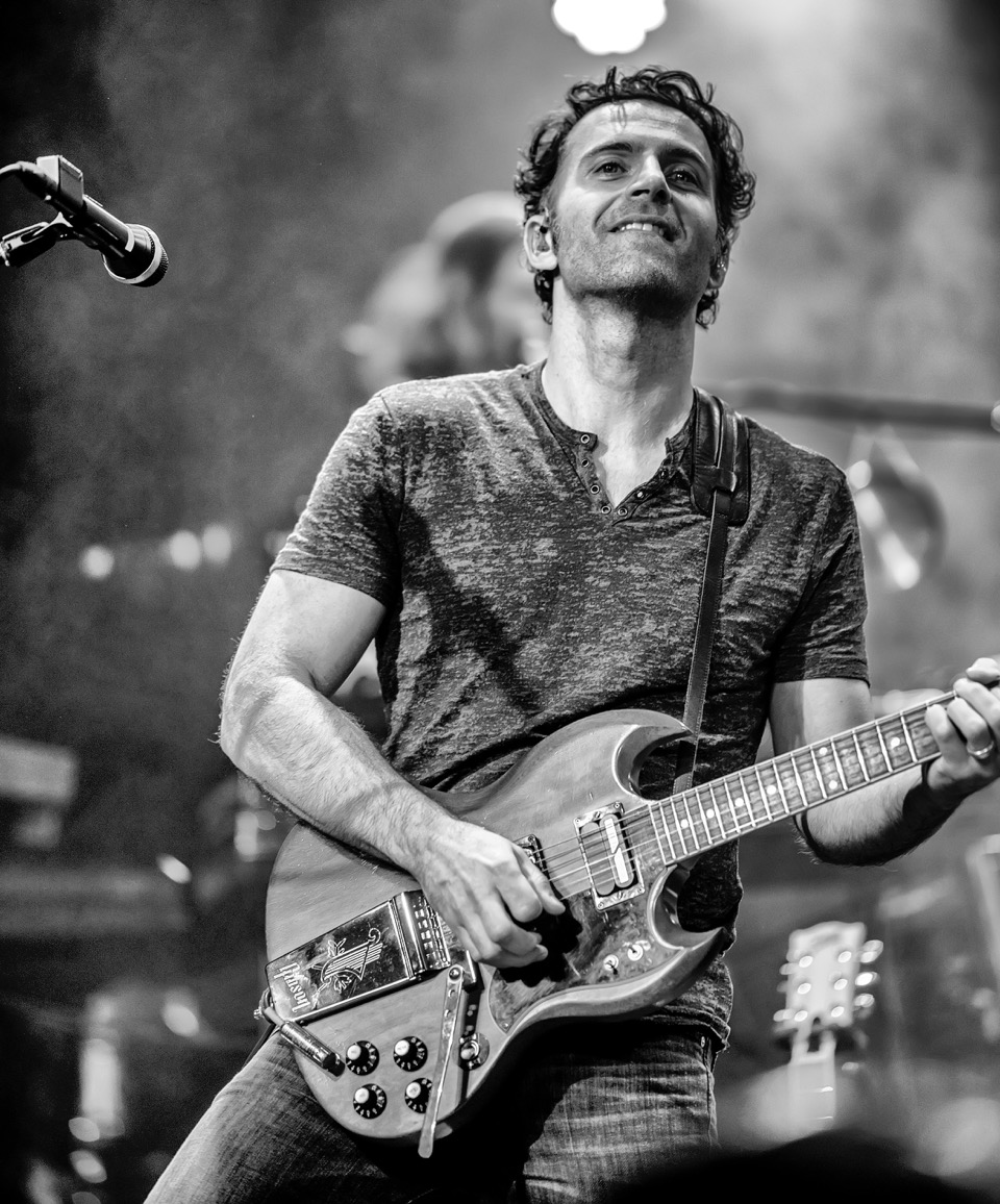 Dweezil Zapp | photo by Jeff Dean