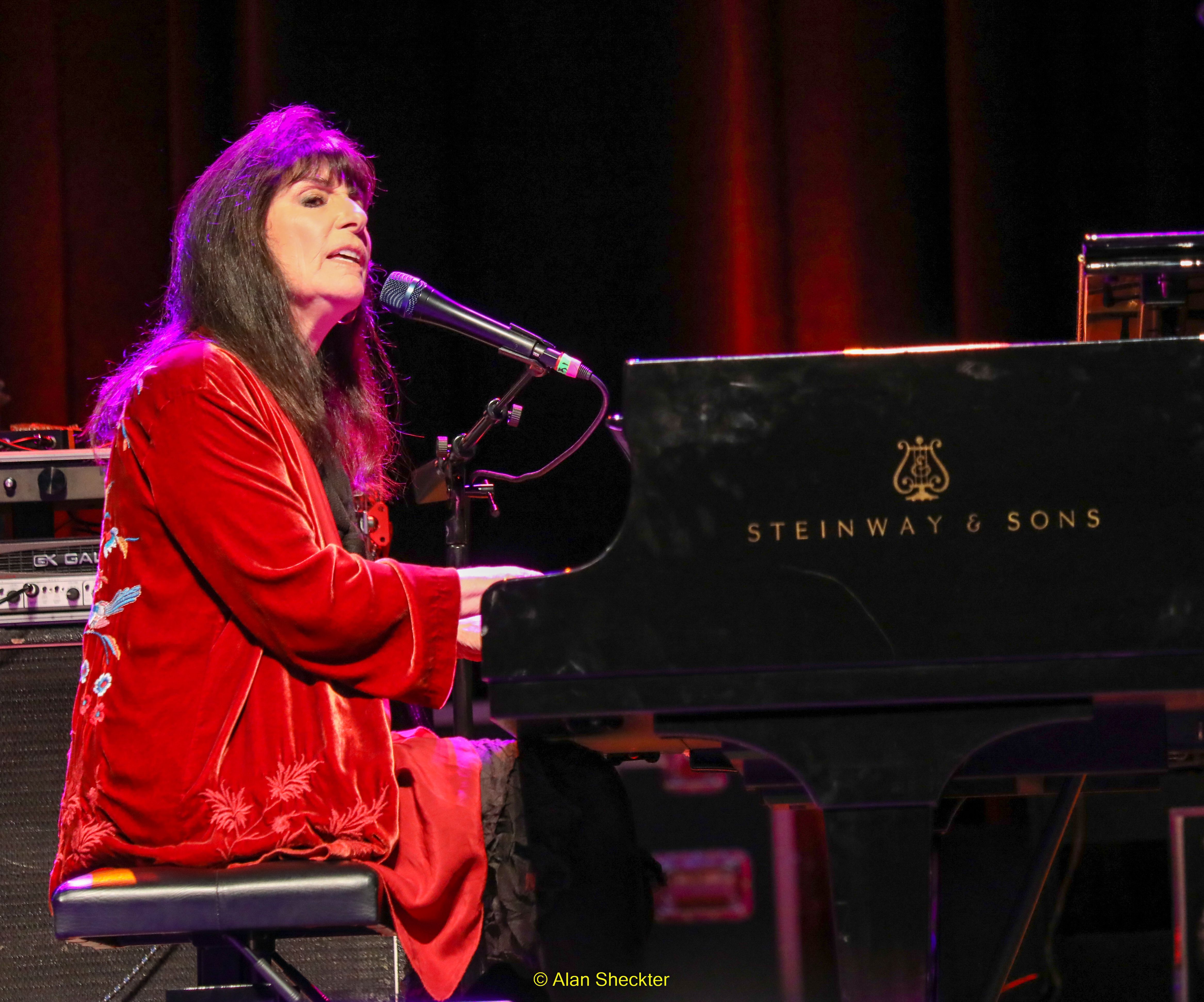 Karla Bonoff | Sonoma State University