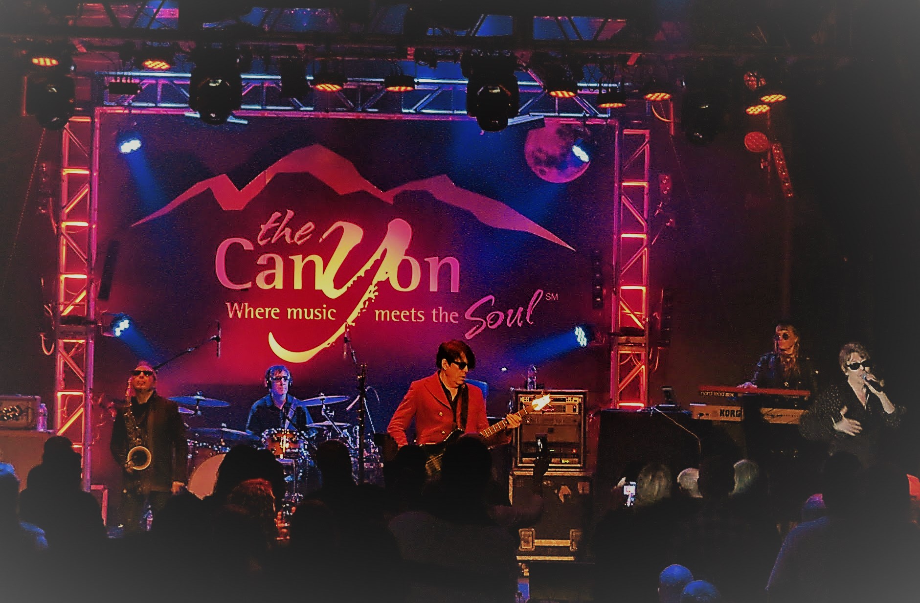 Psychedelic Furs Pack The Canyon Club in Agoura