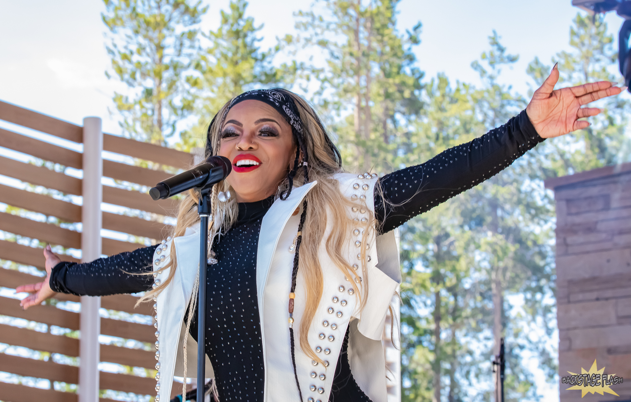 Leela James | Winter Park, Colorado