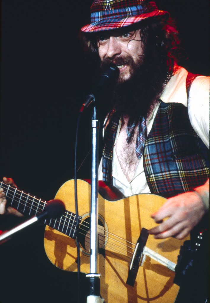 Ian Anderson - 1976 - photo by Paul Mann