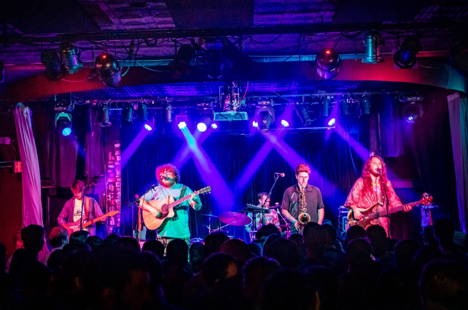 Kendall Street Company. (L-R): Ben Laderberg (Guitar), Louis Smith (Acoustic Guitar, Vocals), Ryan Wood (Drums), Jake Vanaman (Saxophone, Keys), Brian Roy (Bass). Photo: Jordan Redd. 