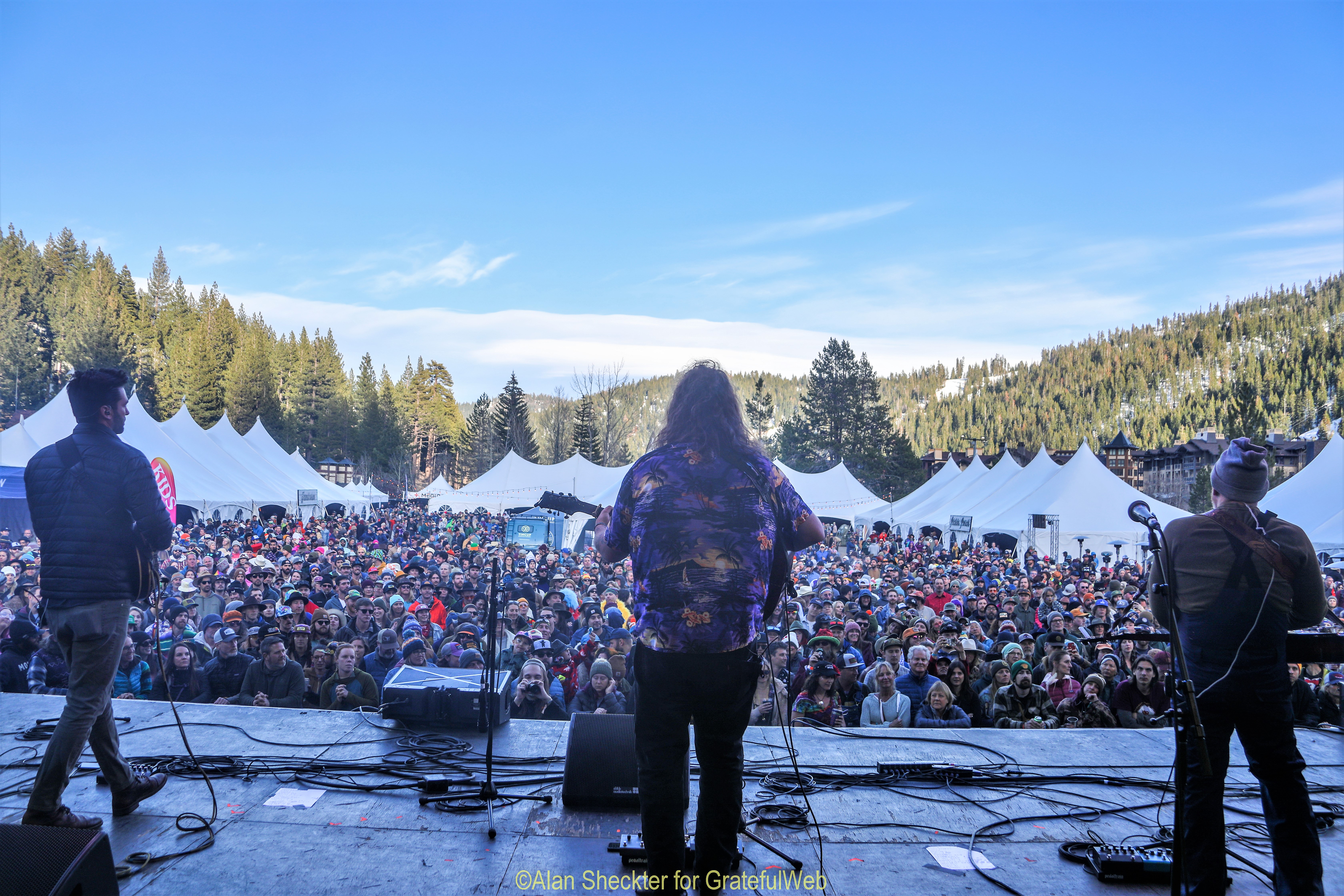 The Lil Smokies | WinterWonderGrass Tahoe