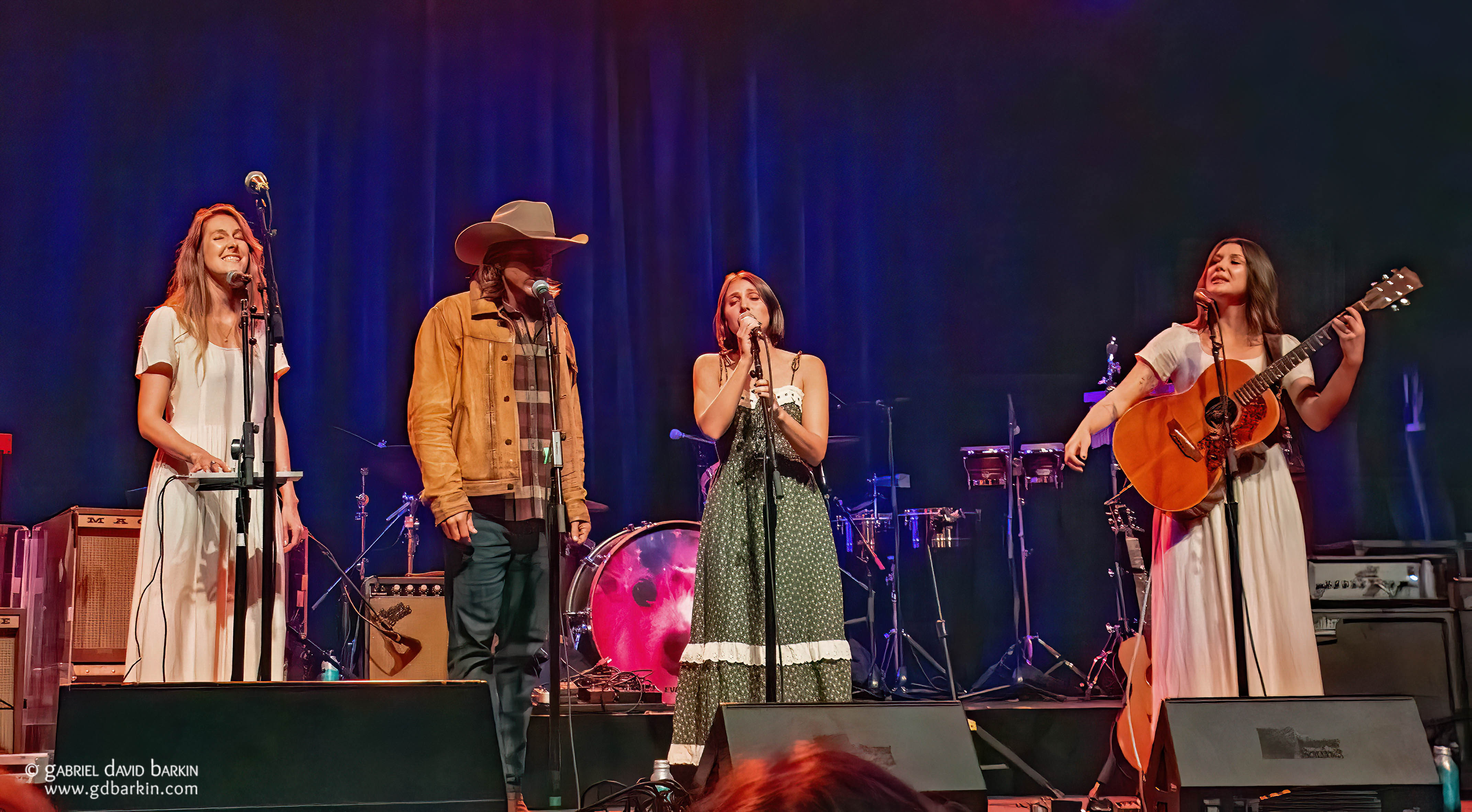 Lukas sitting in with Lily Meola | San Francisco, CA