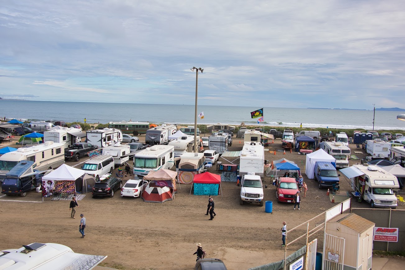 camping right next to the ocean @ Skull & Roses