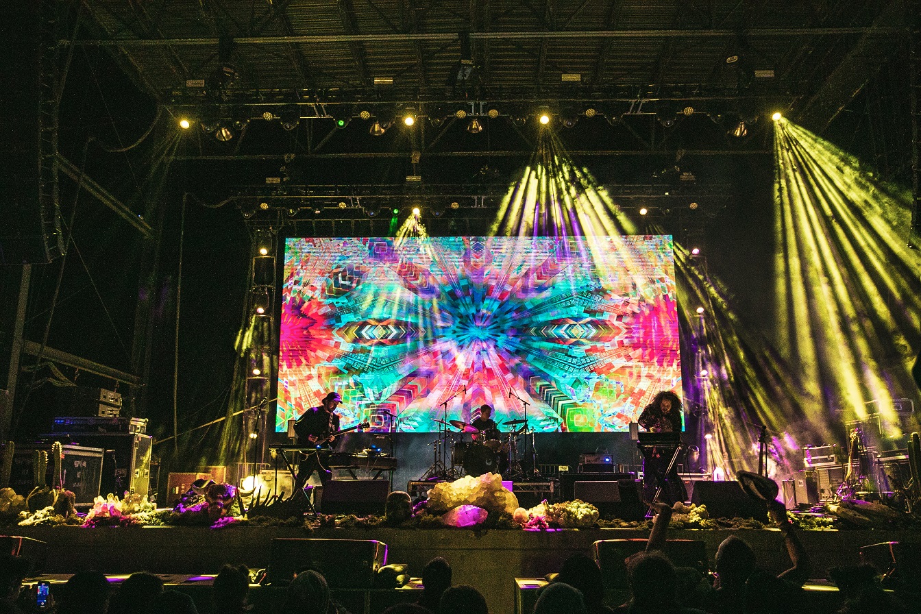 Sunsquabi - photo credit: Howlenvy Media