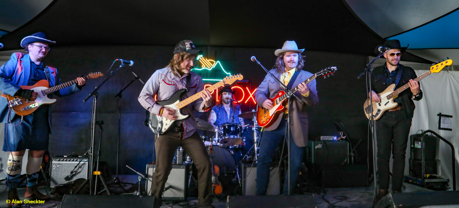 “Cast Iron,” actually Lil Smokies’ Sam Zickefoose (from left), Andy Dunnigan, Matt Rieger, Jake Simpson, and Jean-Luc Davis