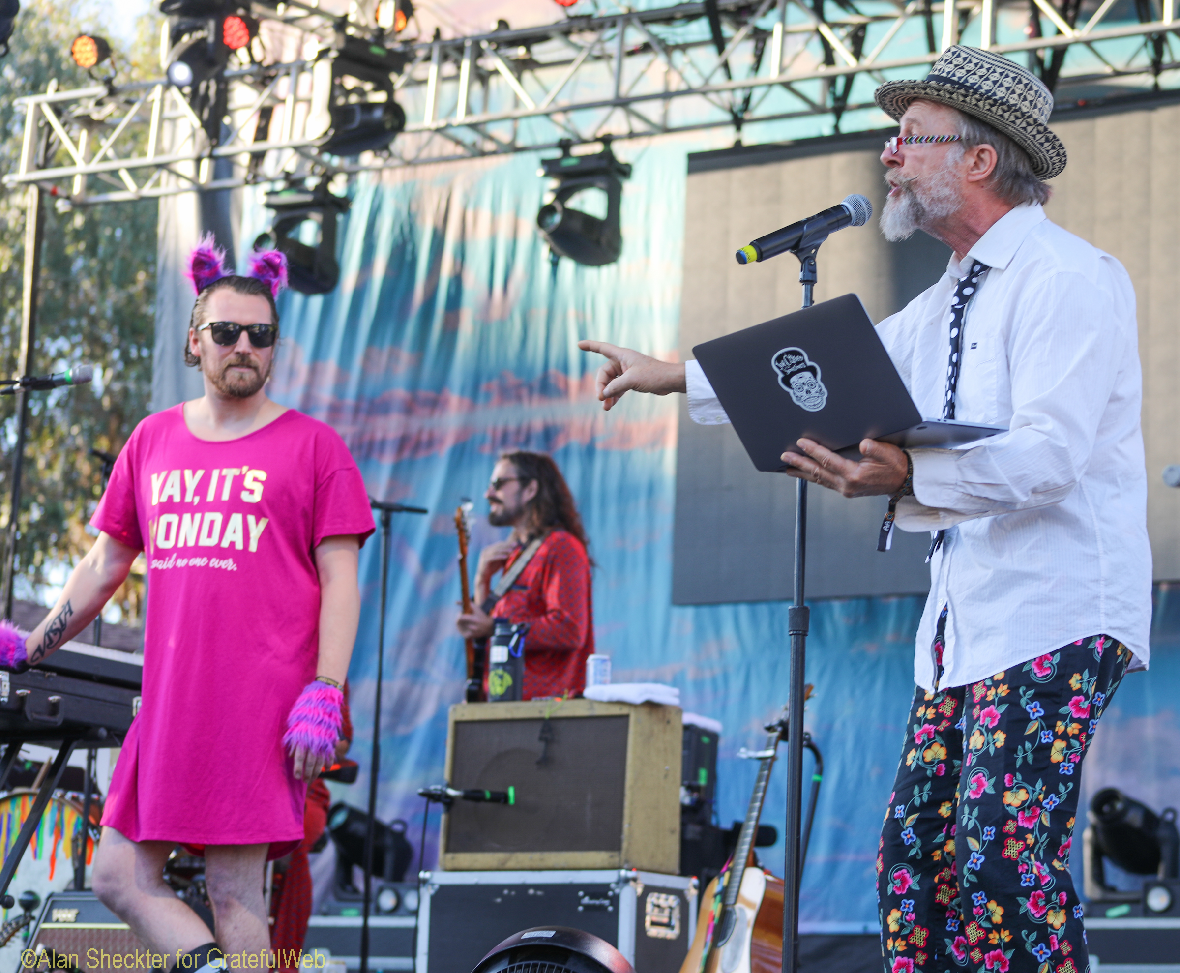 Joe Craven introduces Fruition - Hangtown Music Festival 2019.