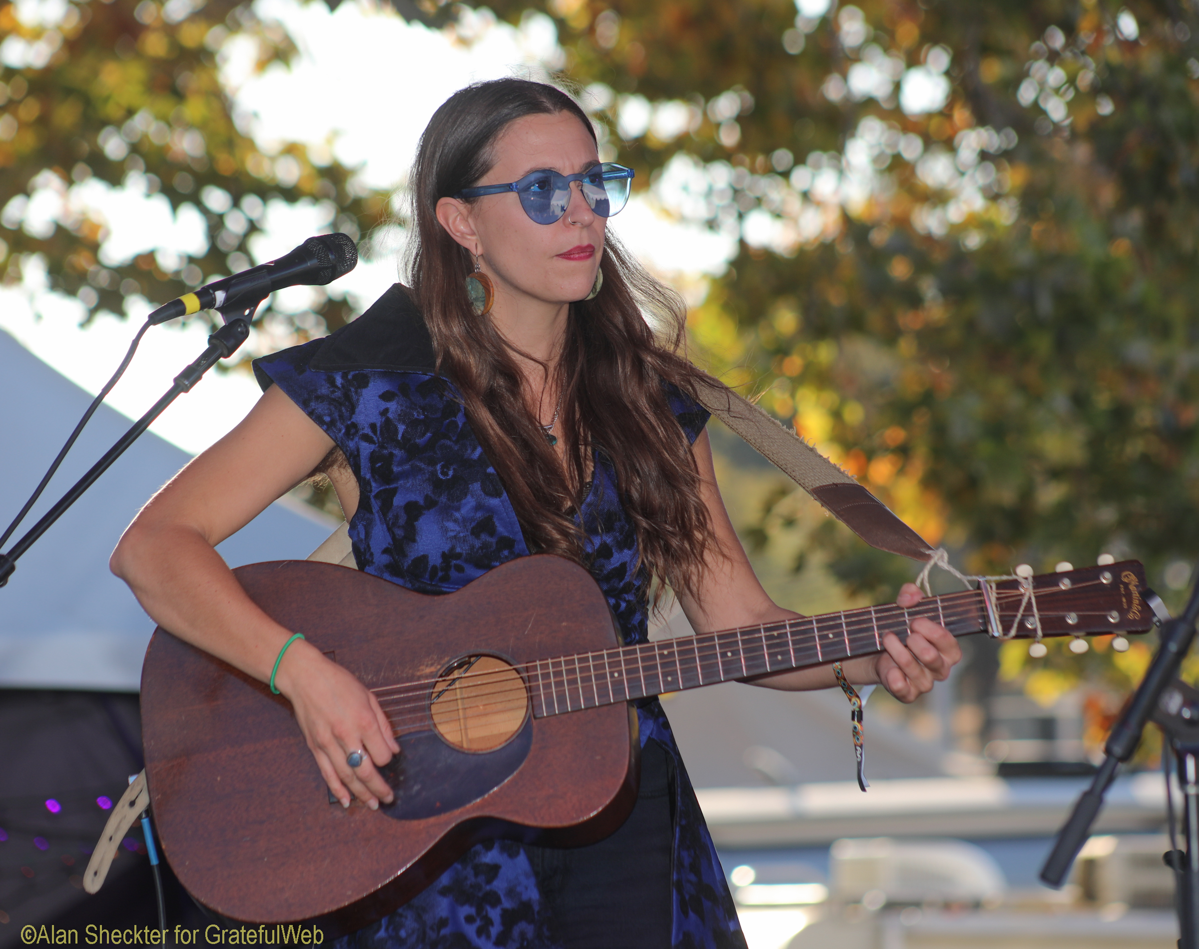 Lindsay Lou | Hangtown Music Festival