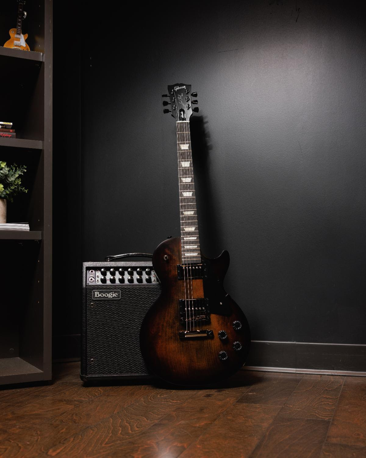 Above: Gibson Les Paul Modern Studio in Smokehouse Satin.