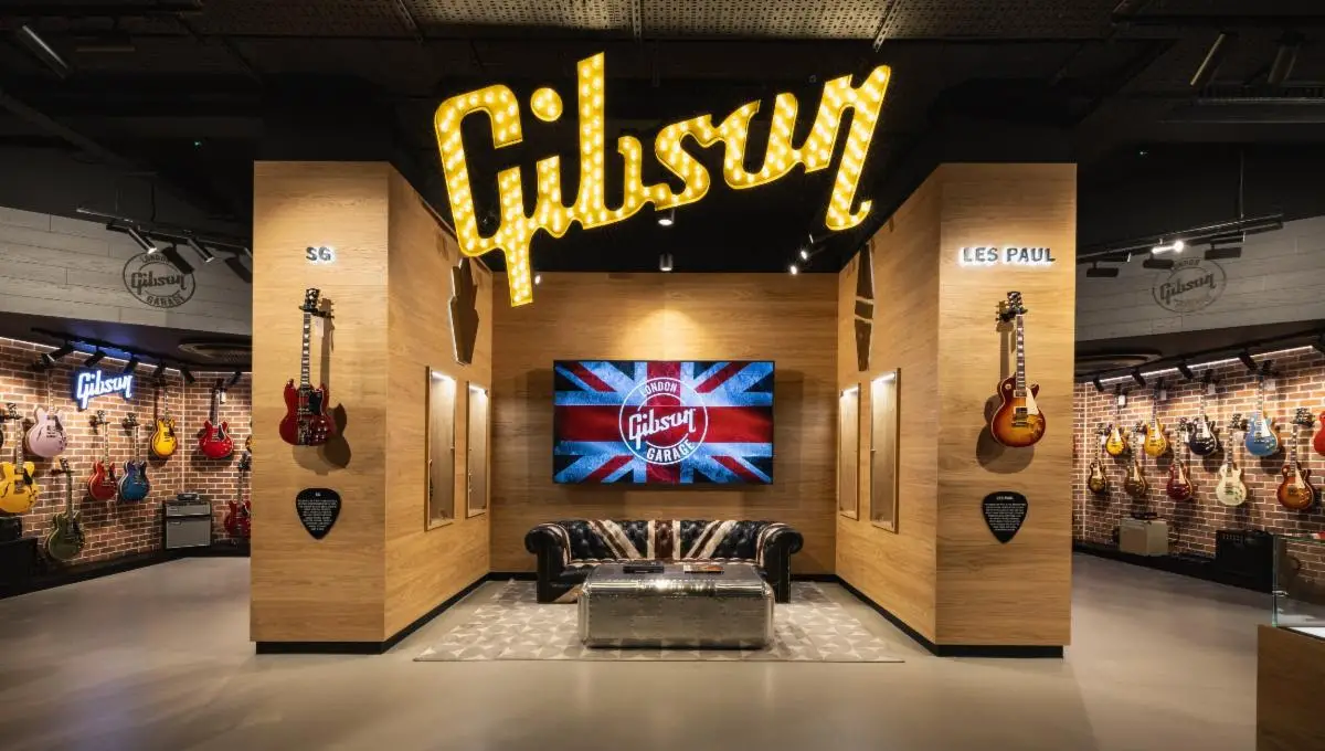 Gibson Garage London main room.