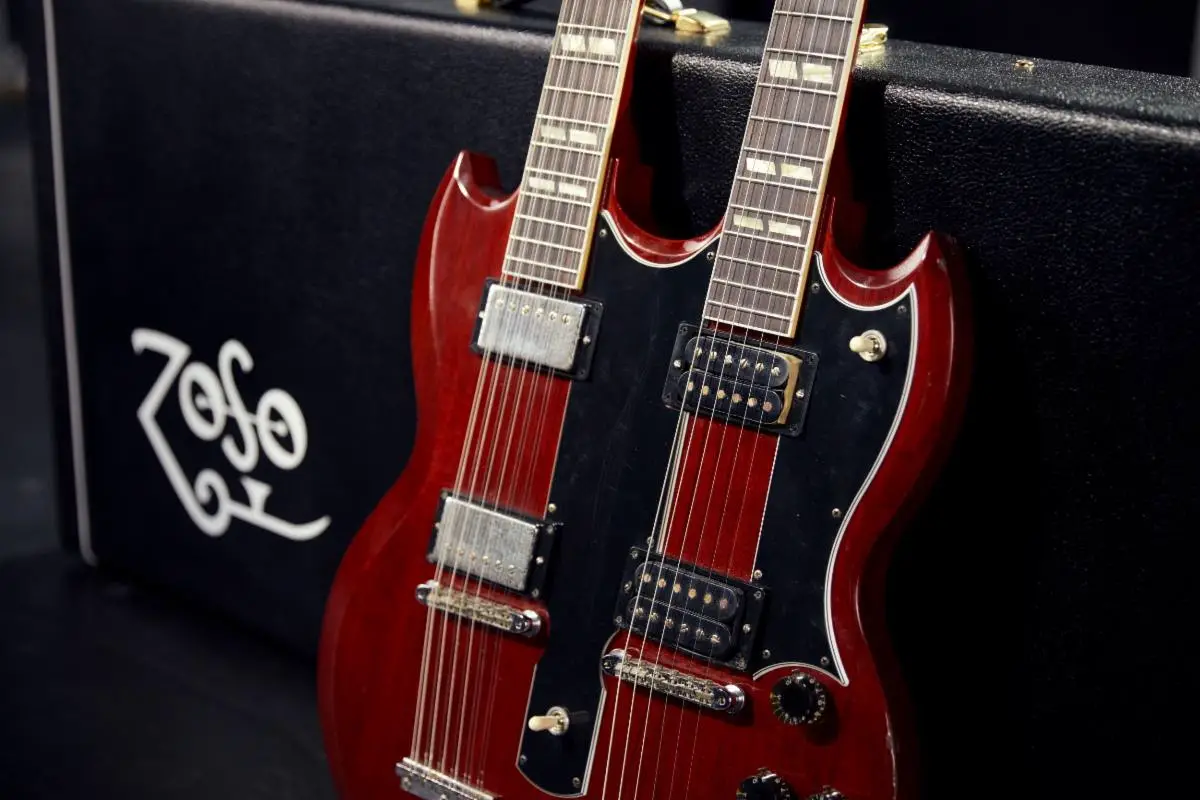 Above: close up of the Jimmy Page 1969 EDS-1275 Doubleneck Collector’s Edition guitar from Gibson Custom.