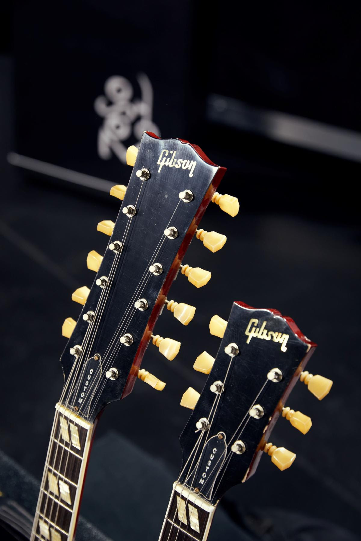 Above: close up of the front headstocks for the Jimmy Page 1969 EDS-1275 Doubleneck Collector’s Edition from Gibson Custom.