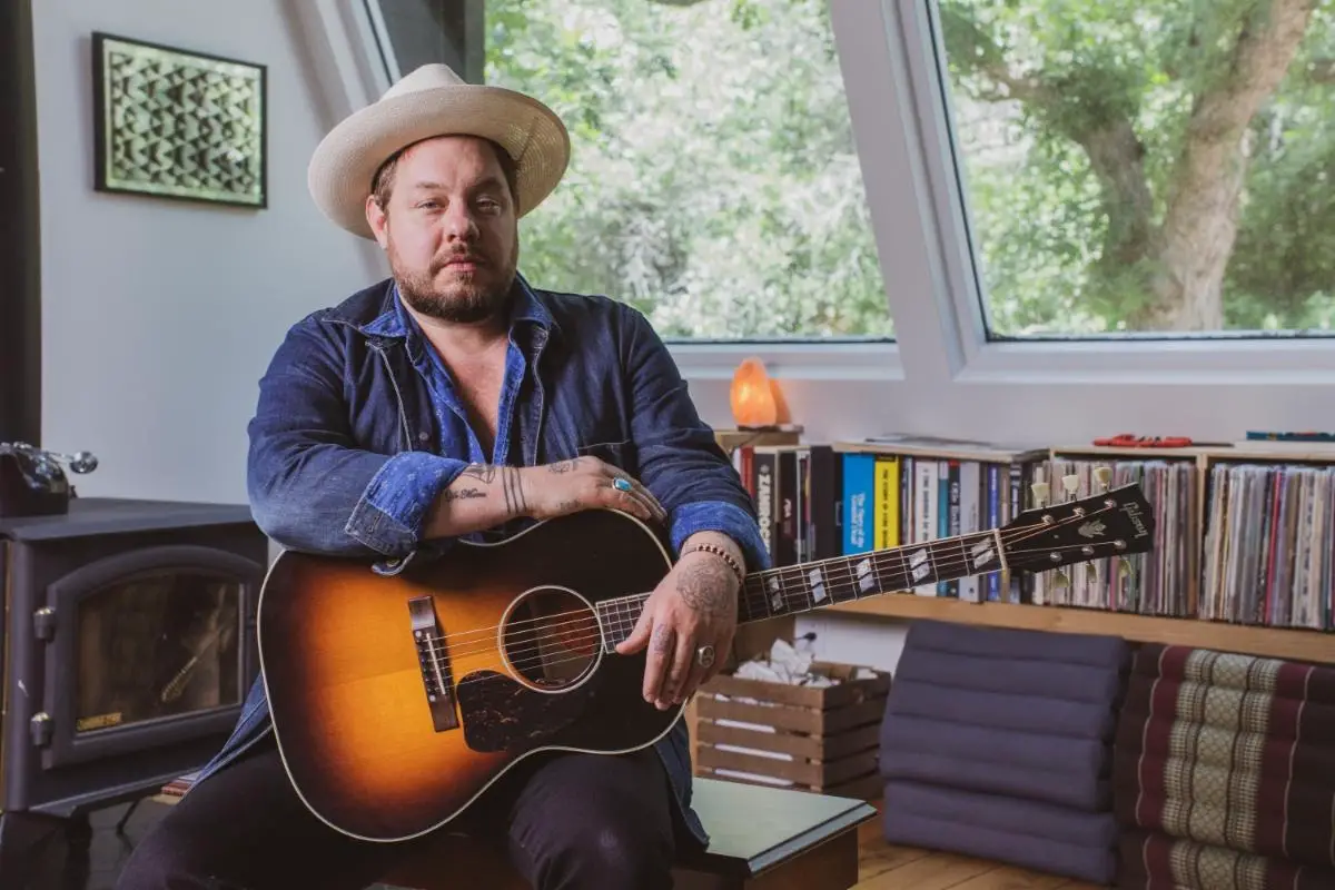 Nathaniel Rateliff with his Gibson LG-2 Western. All photos, credit Gibson