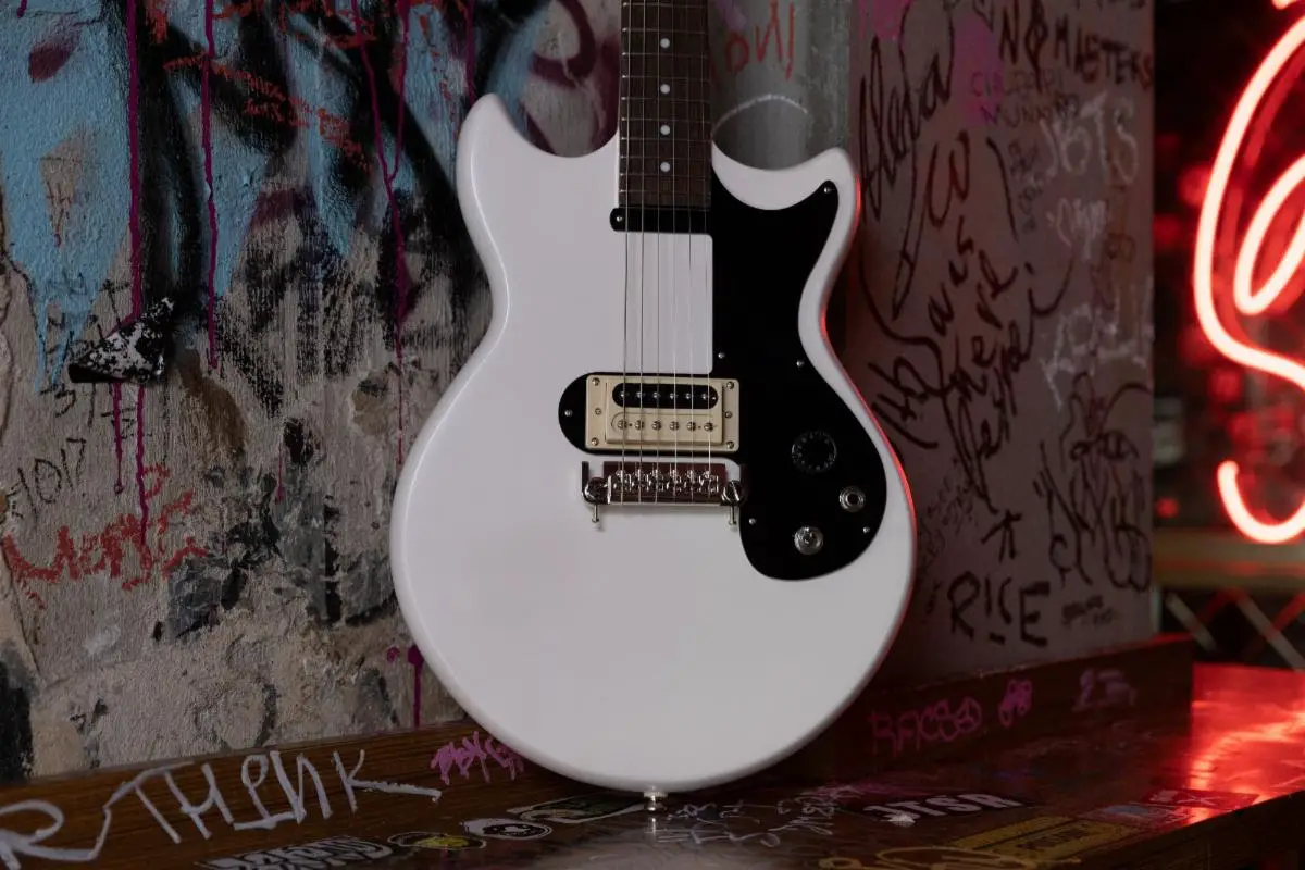 the Epiphone Joan Jett Olympic Special