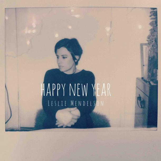 Leslie Mendelson shares the performance of the video “Happy New Year”