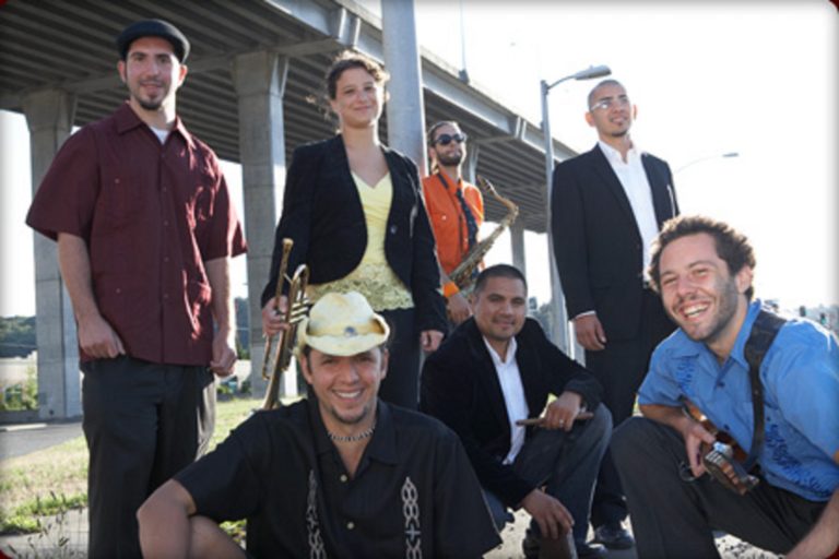 Seattle Soundbite Mixing Hot Food and Cookin' Music