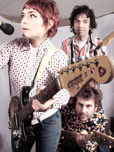 Dressy Bessy To Release 'Holler And Stomp'