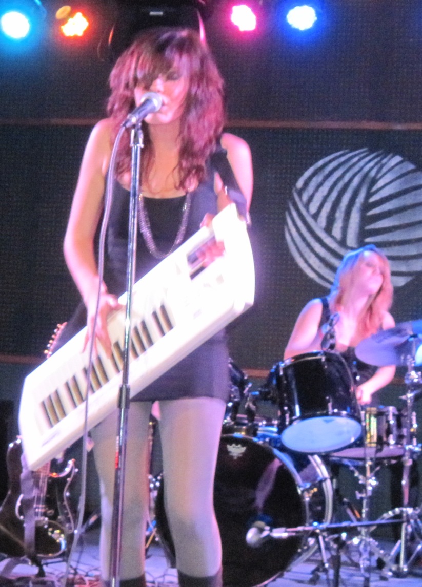 Angry Angry Grrrls: Vanity Theft @ The Knitting Factory